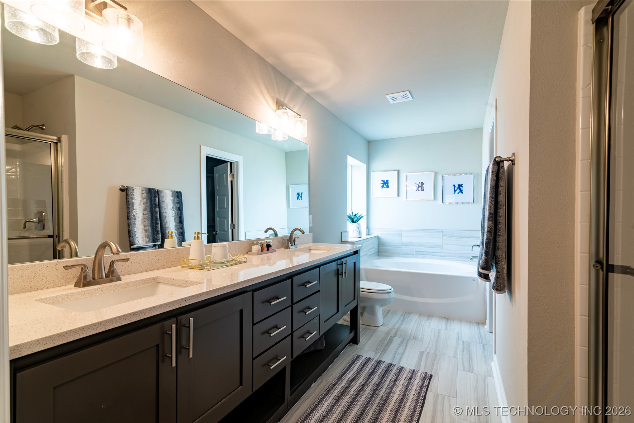 1403 E 150th Place S Property Photo 30