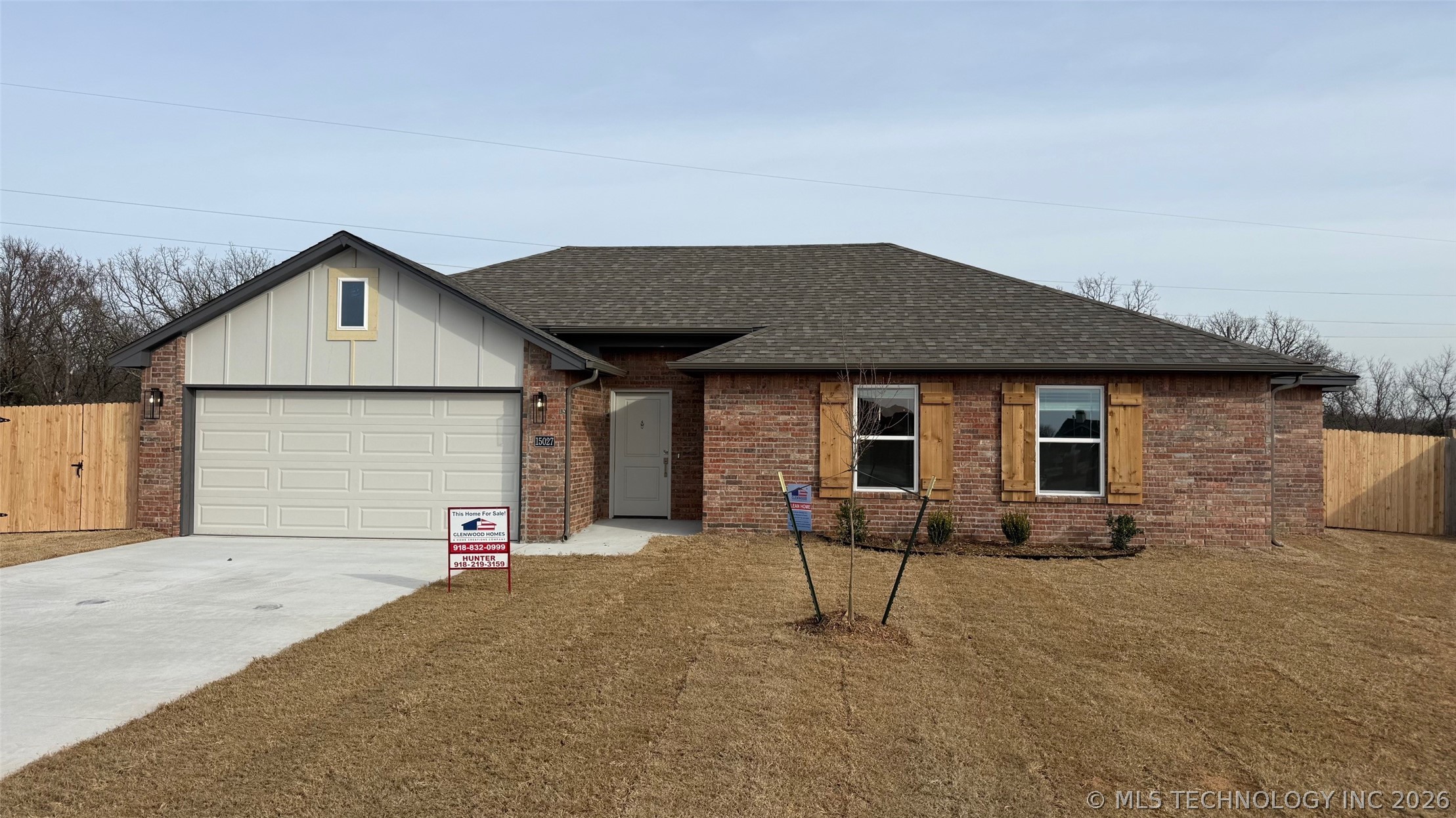 15027 S Poplar Place Property Photo 1