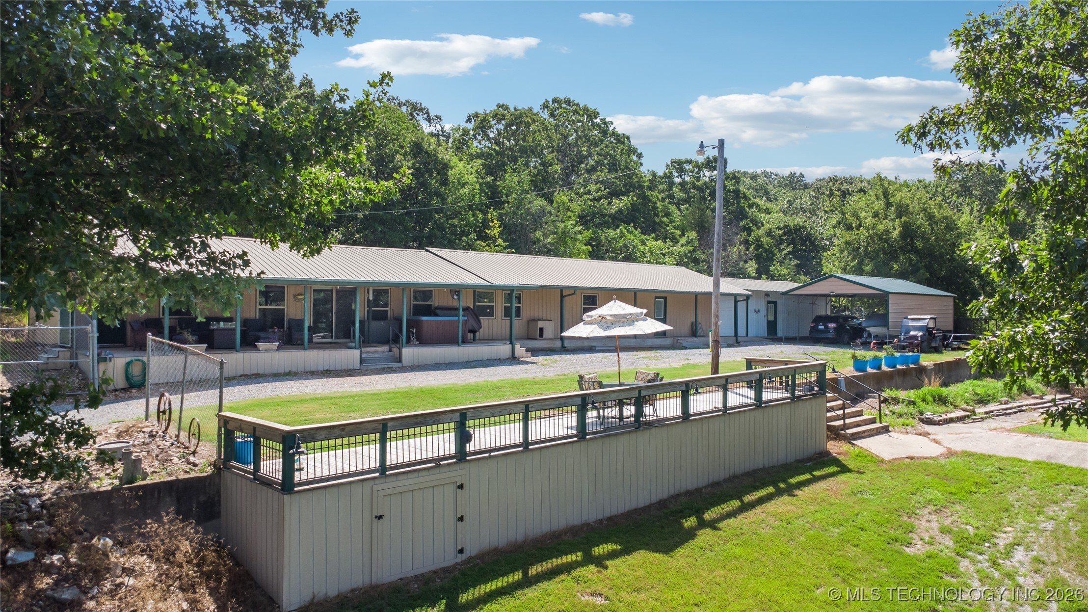 58 Seminole Trail Property Photo 3