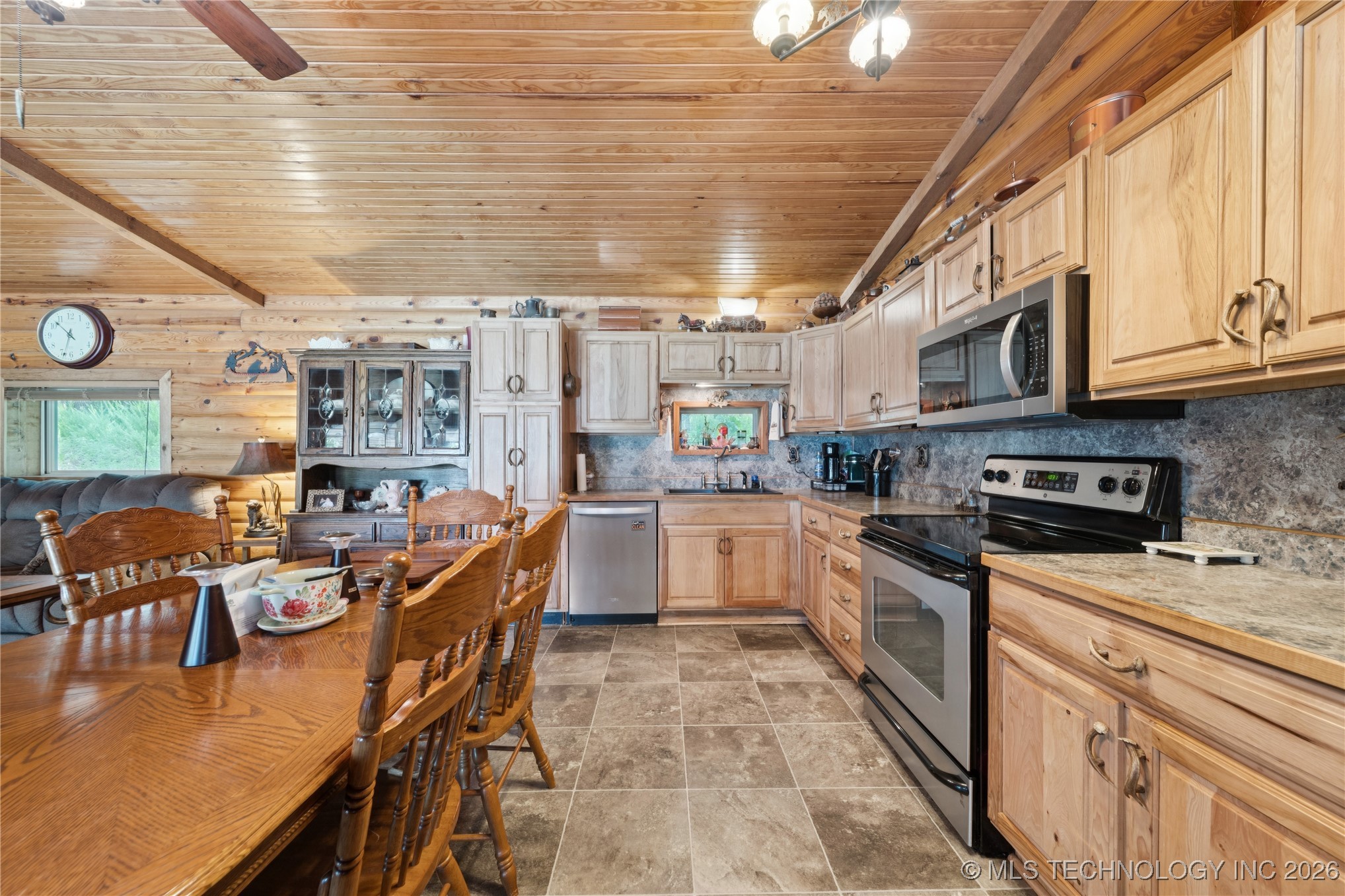 58 Seminole Trail Property Photo 11