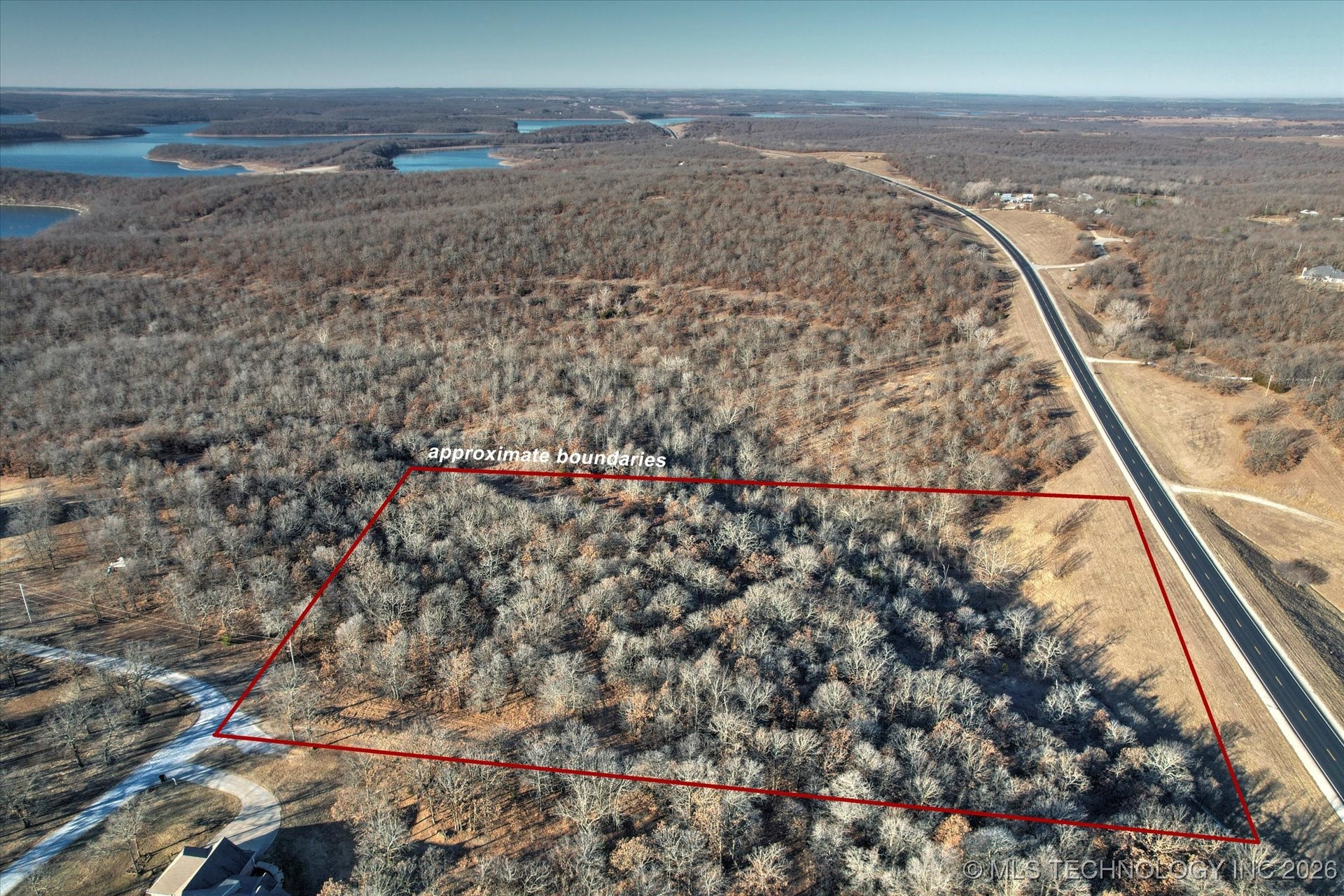 12964 Bear Paw Path Property Photo 3