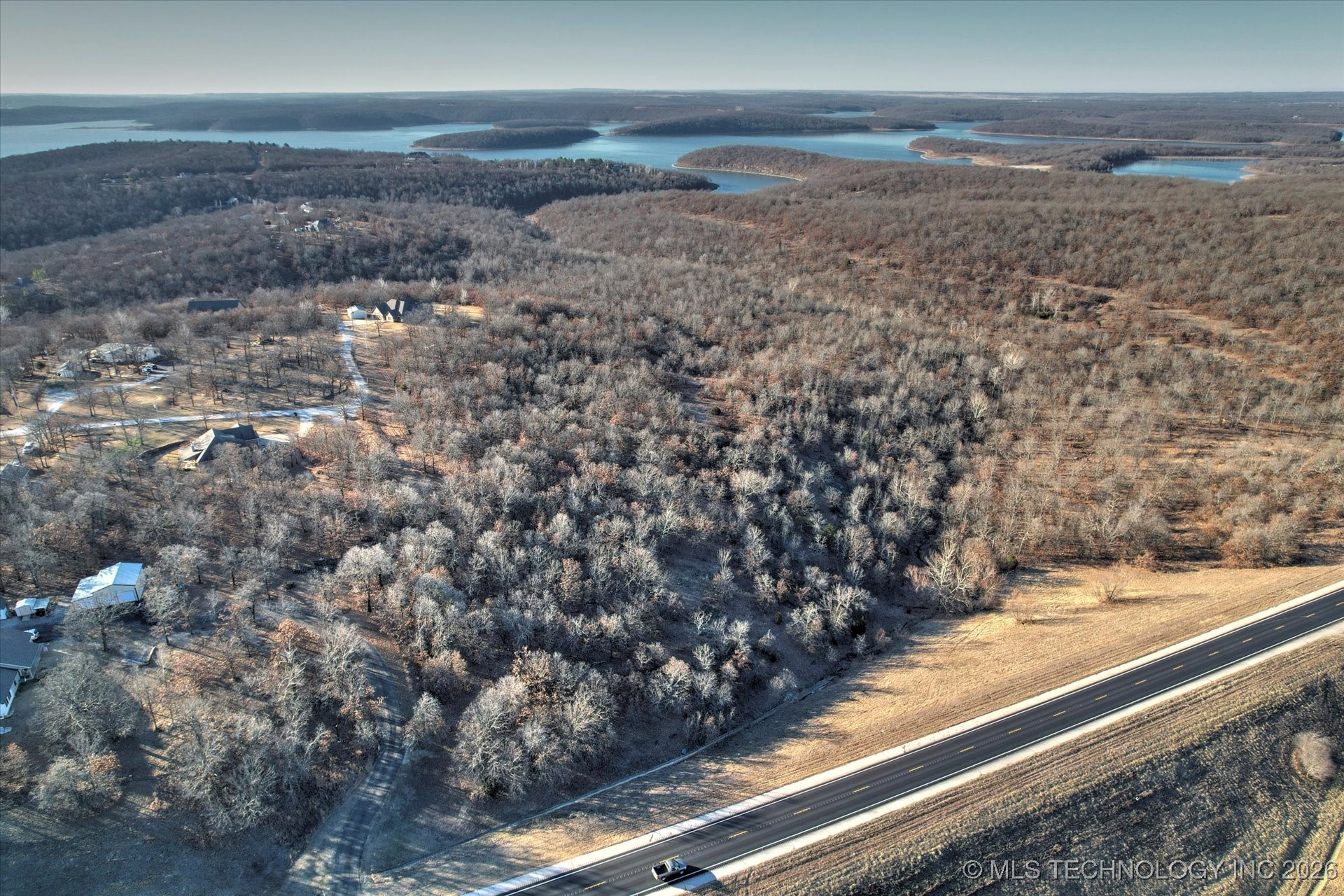 12964 Bear Paw Path Property Photo 6