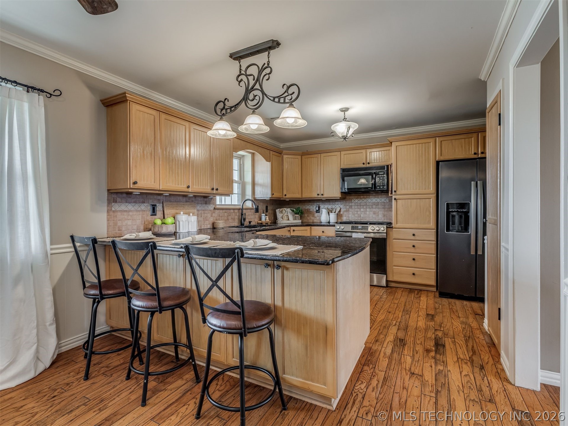 23990 N 4028 Drive Property Photo 7