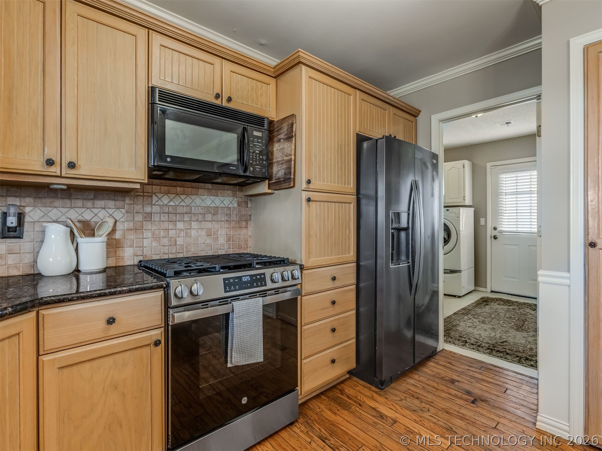 23990 N 4028 Drive Property Photo 8