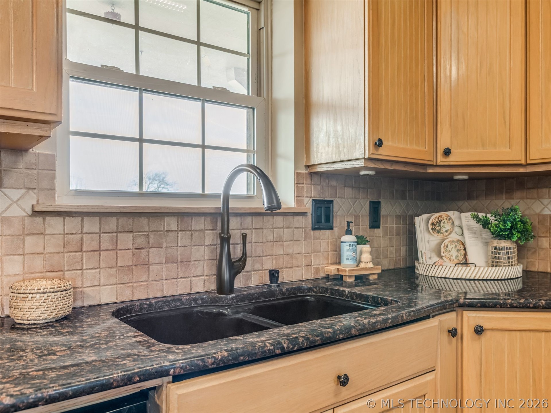 23990 N 4028 Drive Property Photo 10