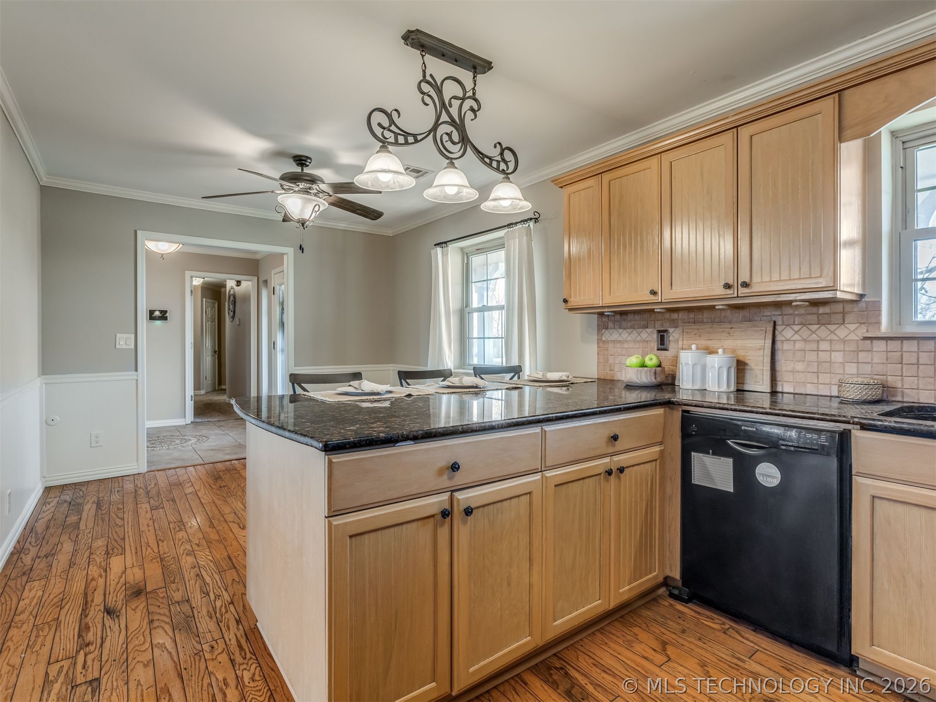 23990 N 4028 Drive Property Photo 11