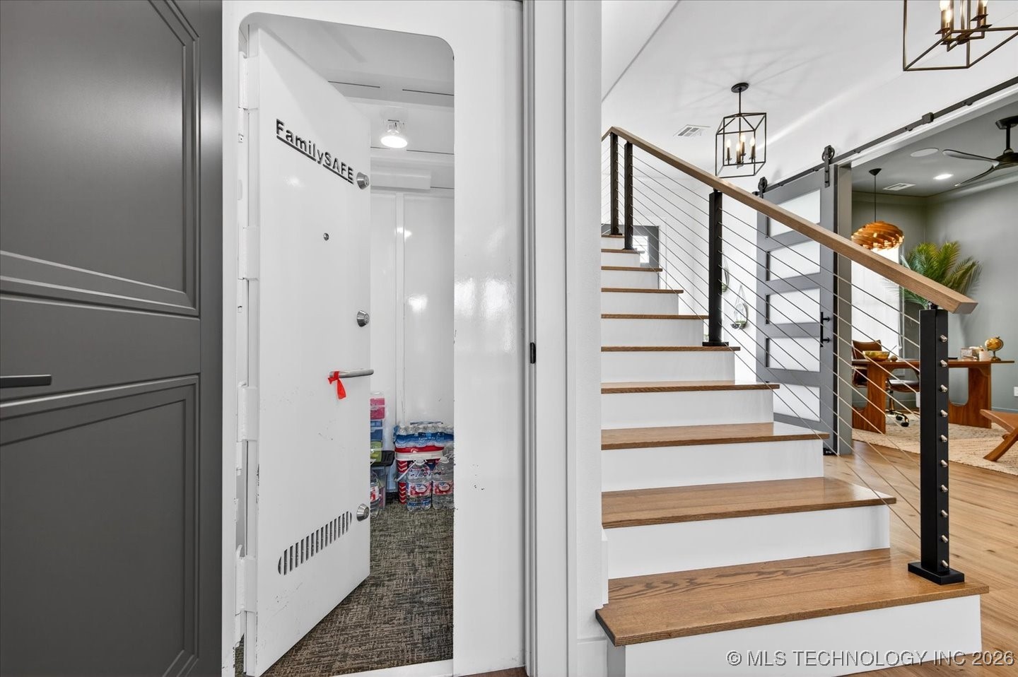 22800 N 3972 Drive Property Photo 15