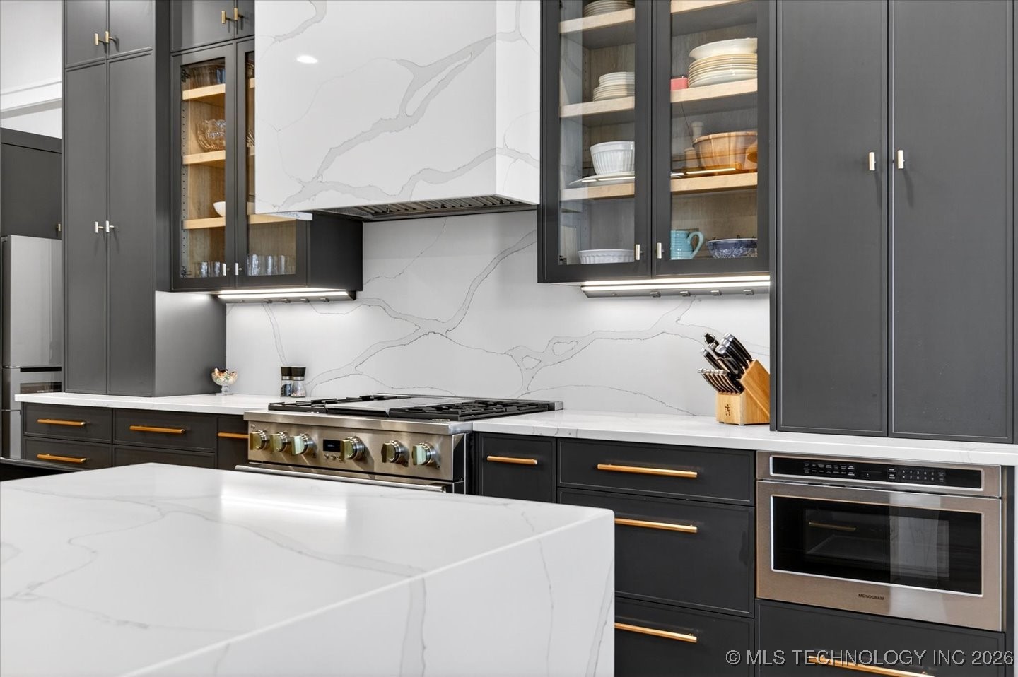 22800 N 3972 Drive Property Photo 18