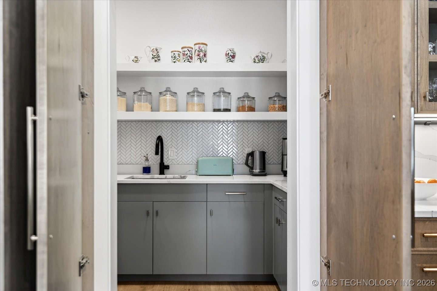 22800 N 3972 Drive Property Photo 24