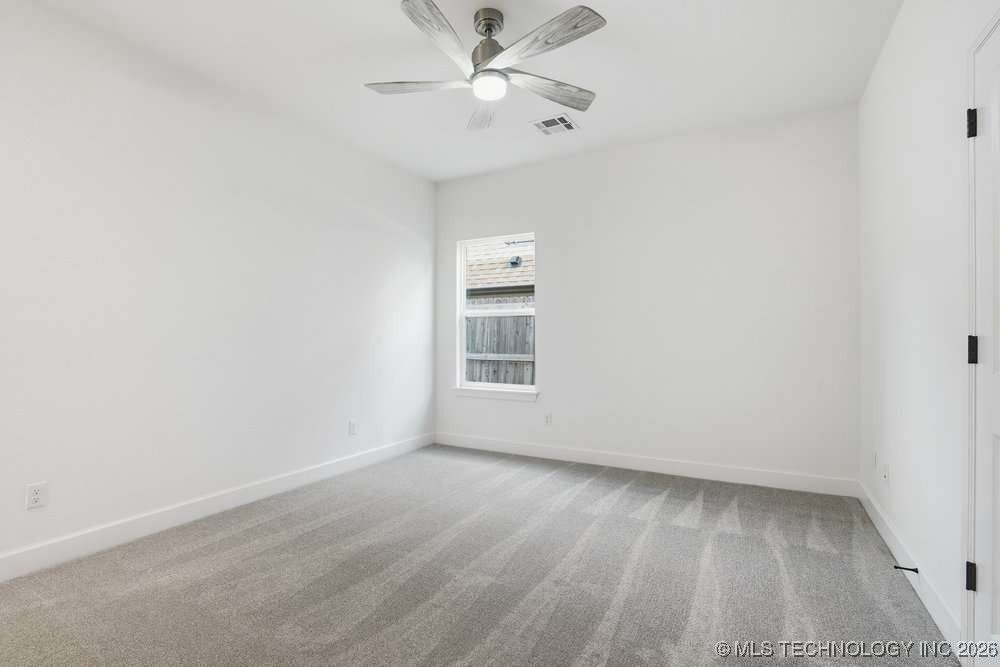 16805 E 43rd Street Property Photo 32