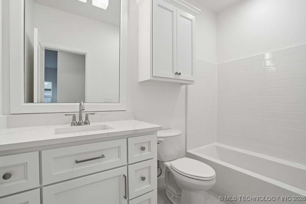 16805 E 43rd Street Property Photo 34