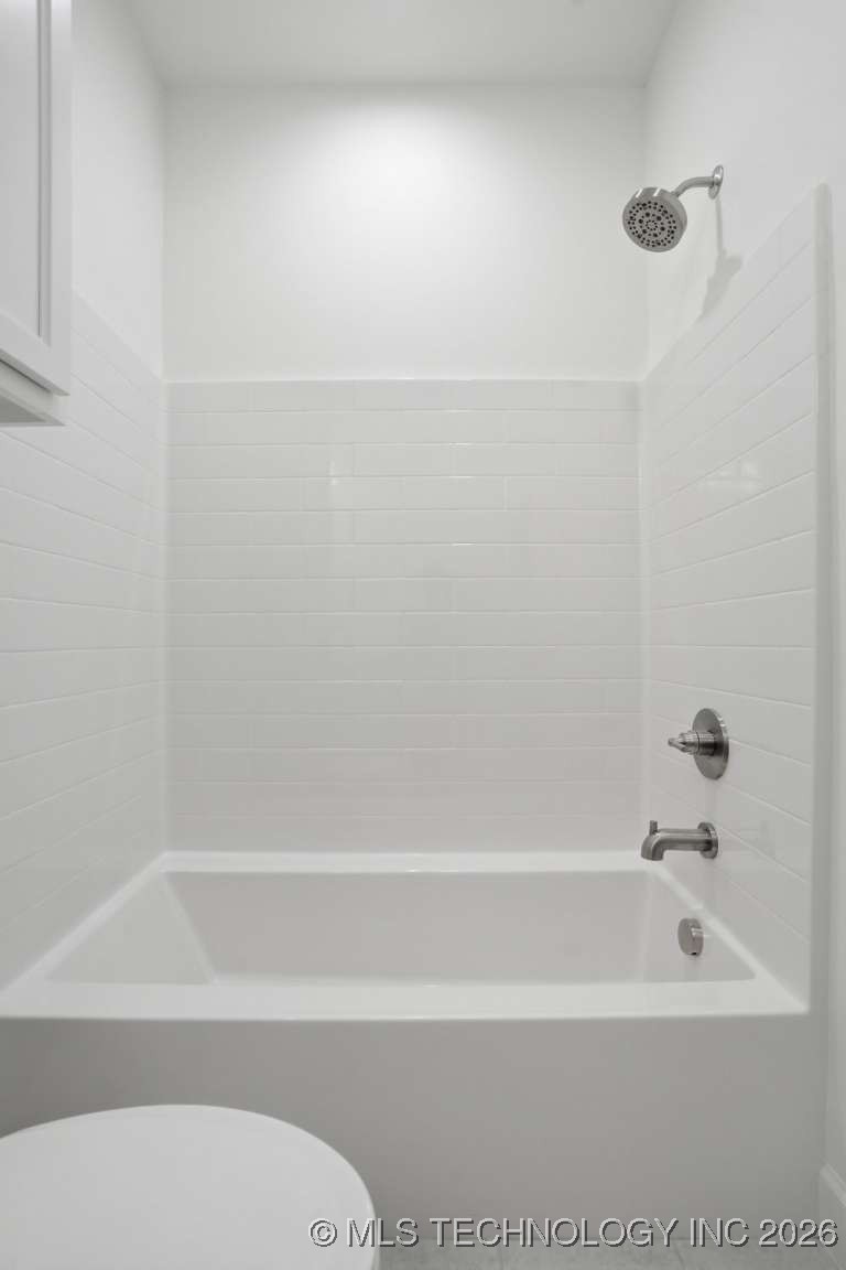 16805 E 43rd Street Property Photo 35