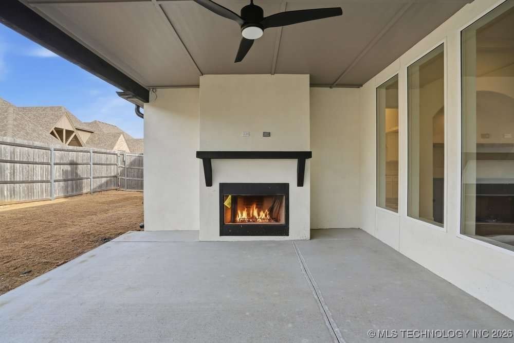 16805 E 43rd Street Property Photo 47