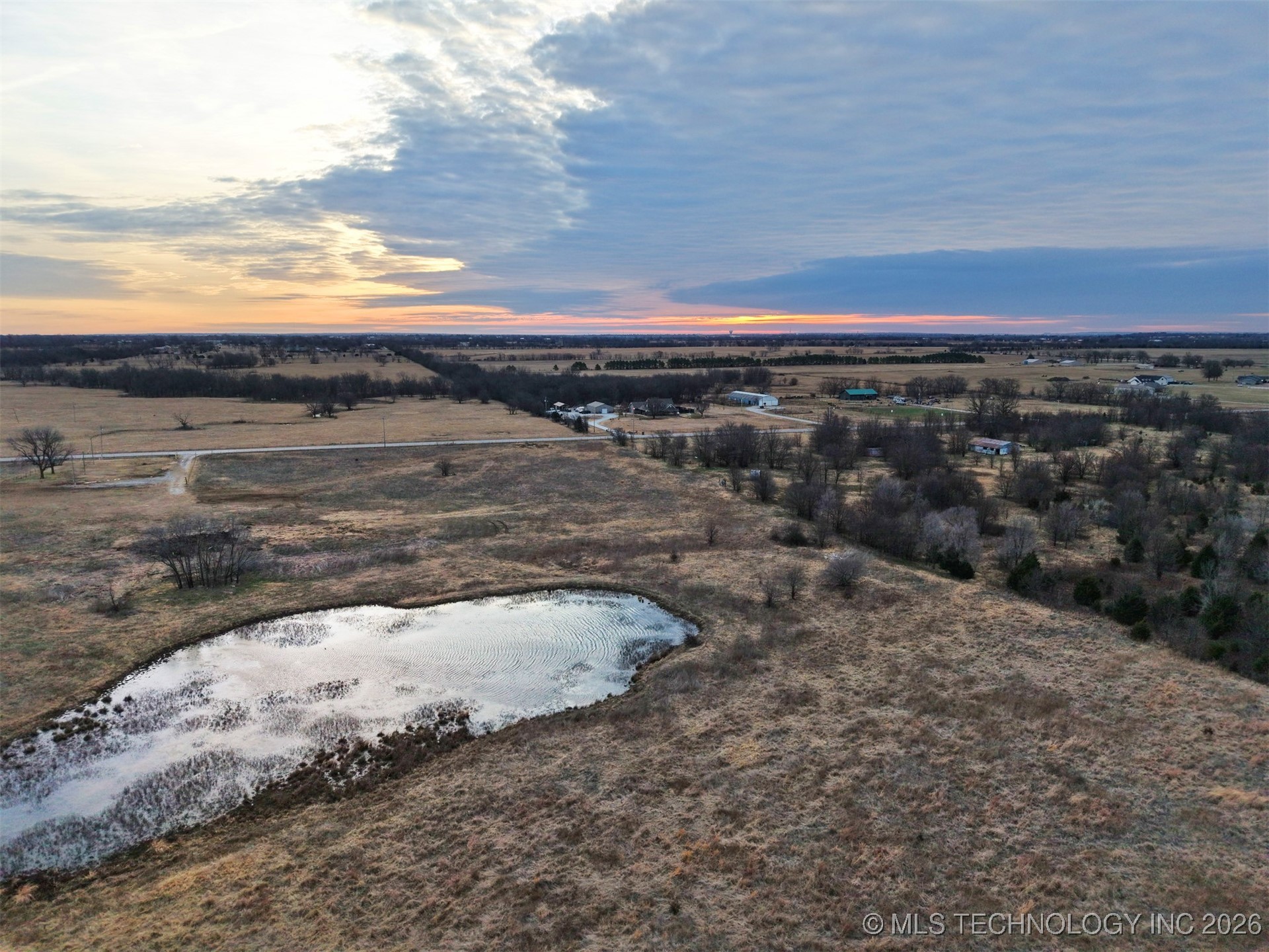 12110 N Yale Avenue Property Photo 9