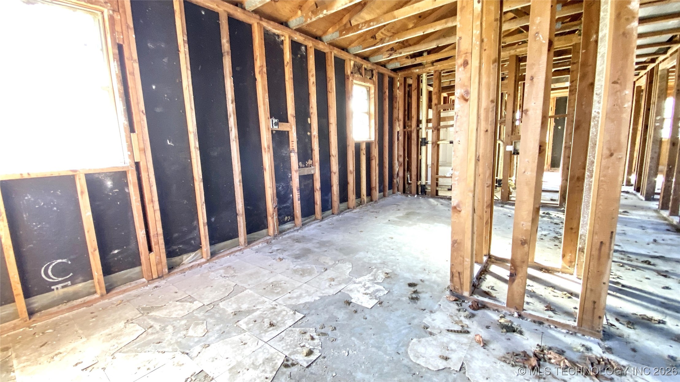 465880 E 861 Road Property Photo 3