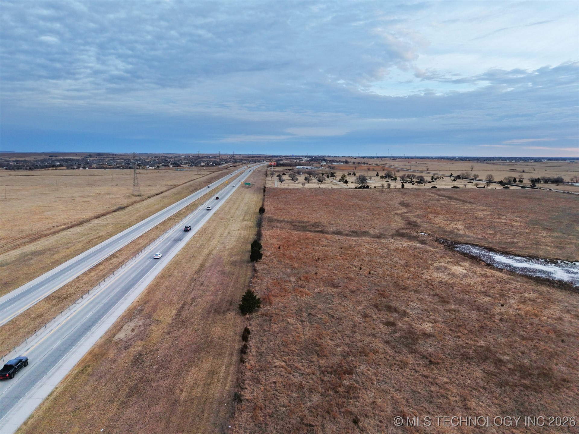 000 N Yale Avenue Property Photo 5