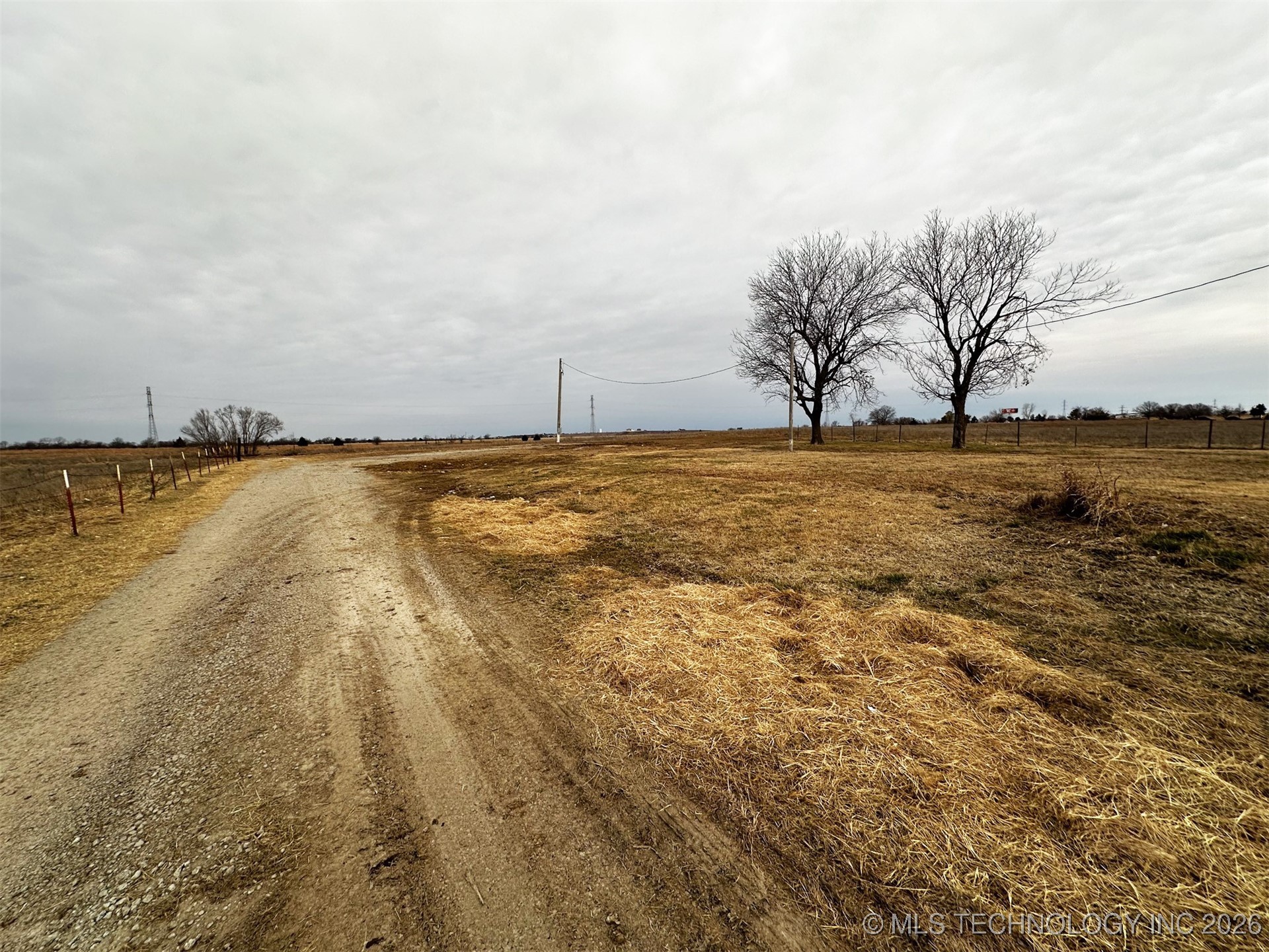 000 N Yale Avenue Property Photo 17