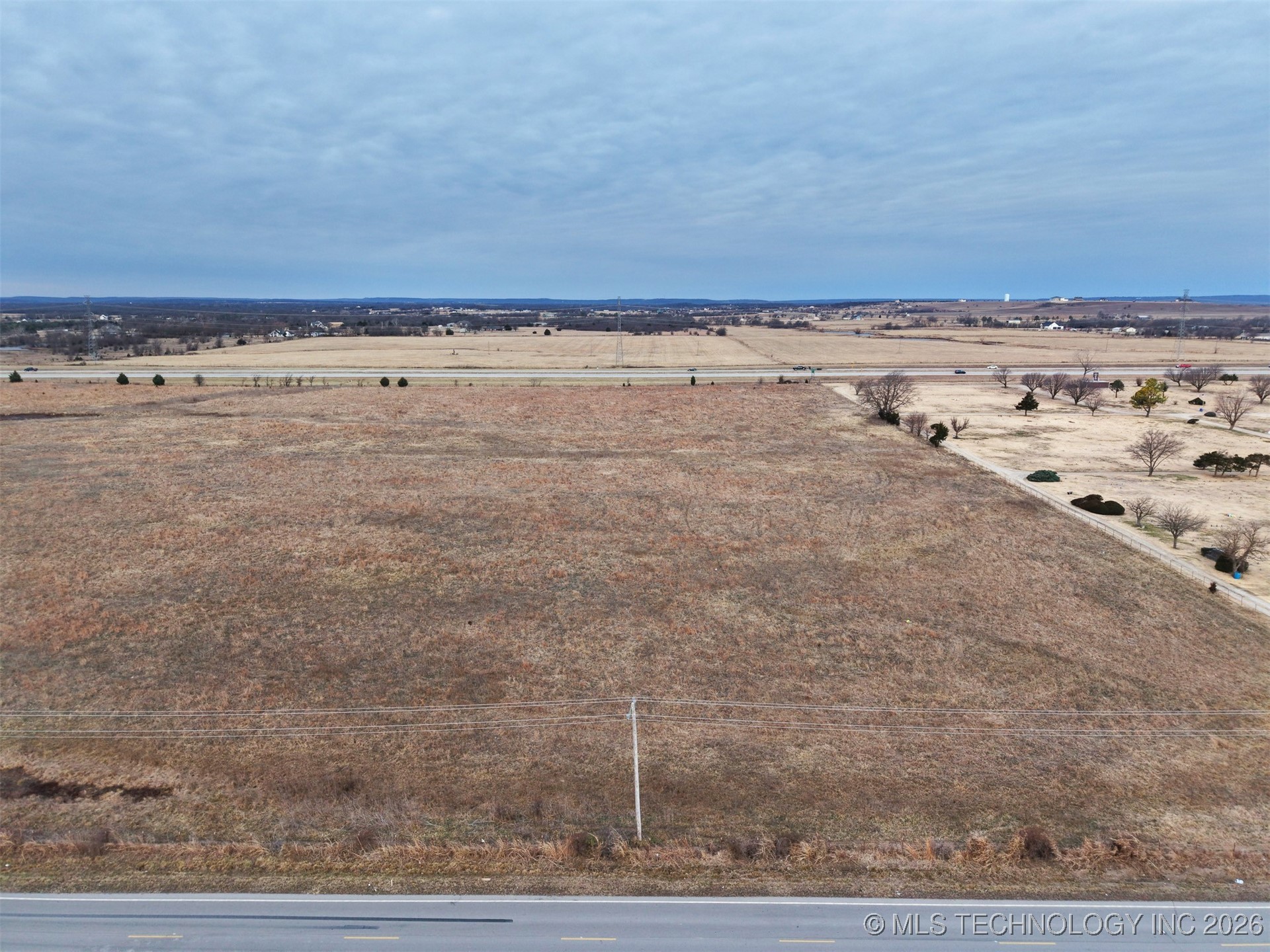 000 N Yale Avenue Property Photo 2