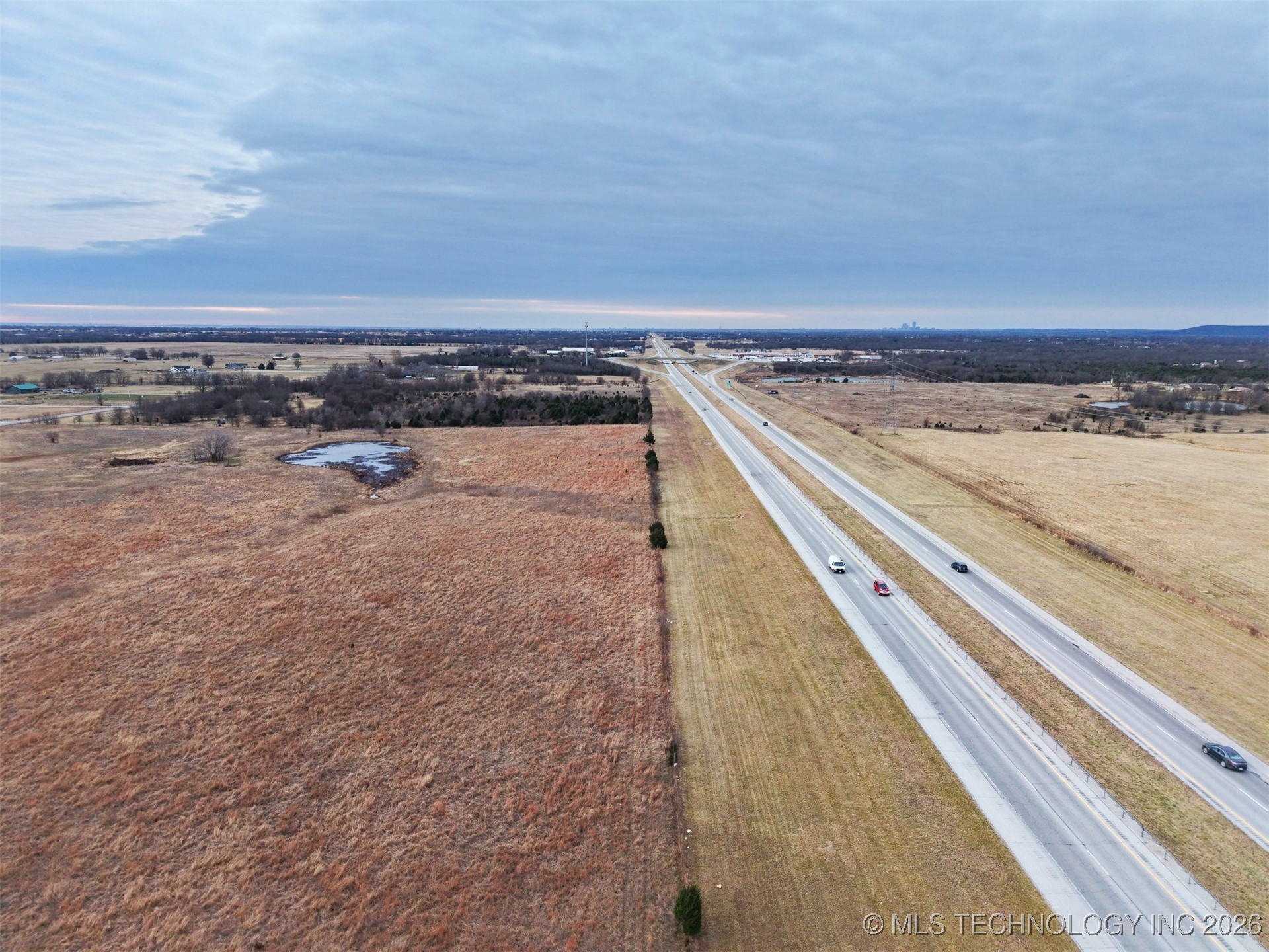 000 N Yale Avenue Property Photo 7