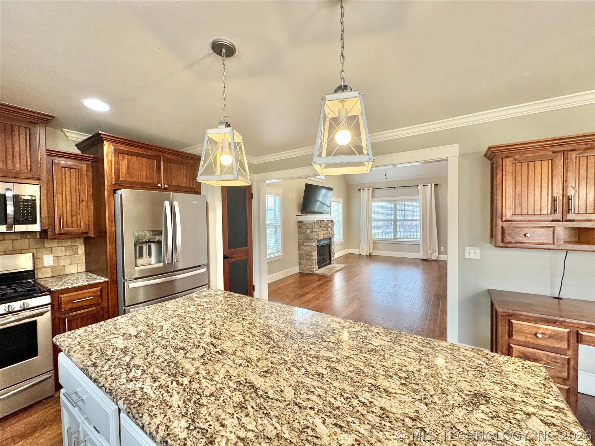 3722 Lexington Avenue Property Photo 23