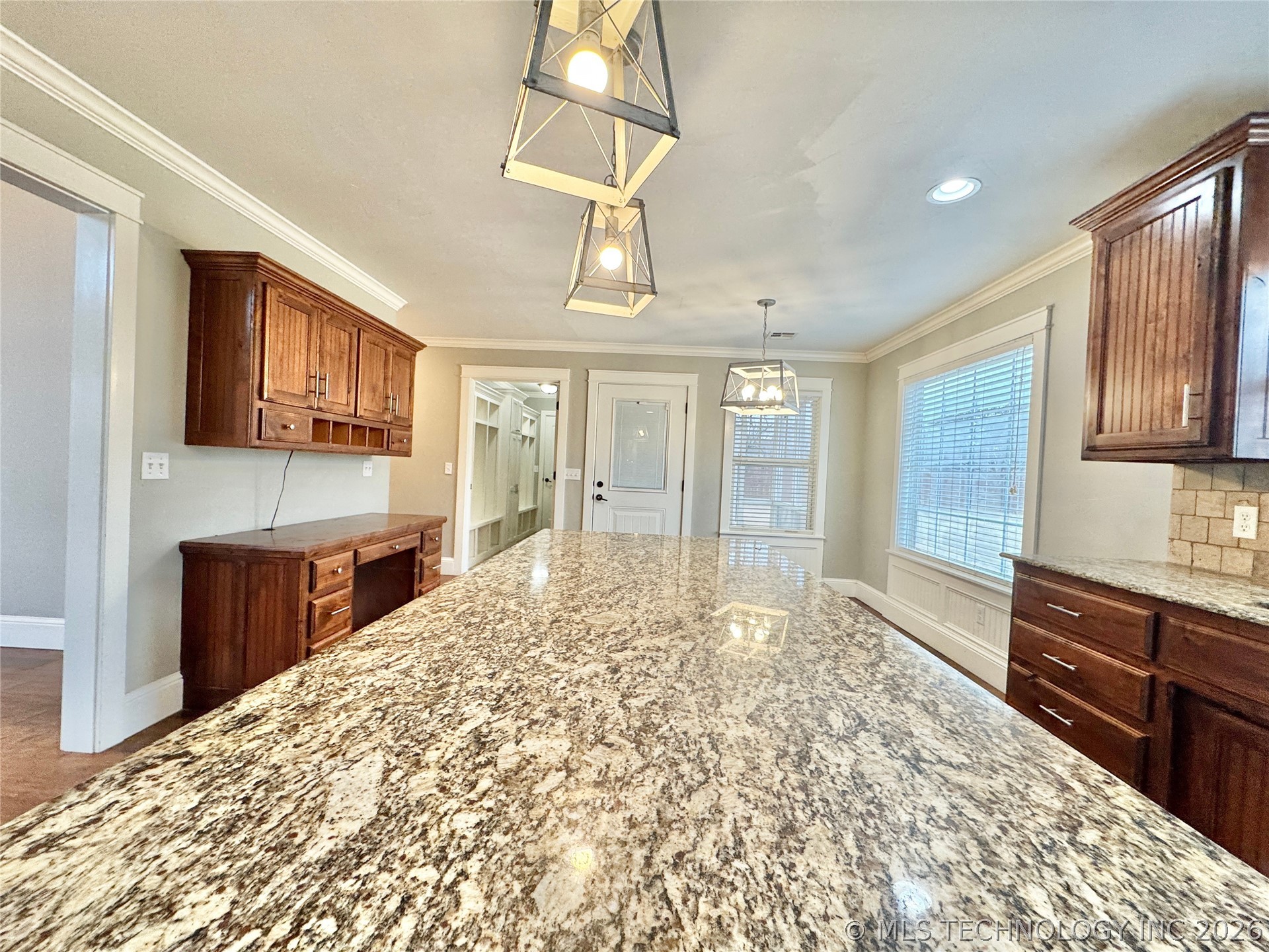 3722 Lexington Avenue Property Photo 27