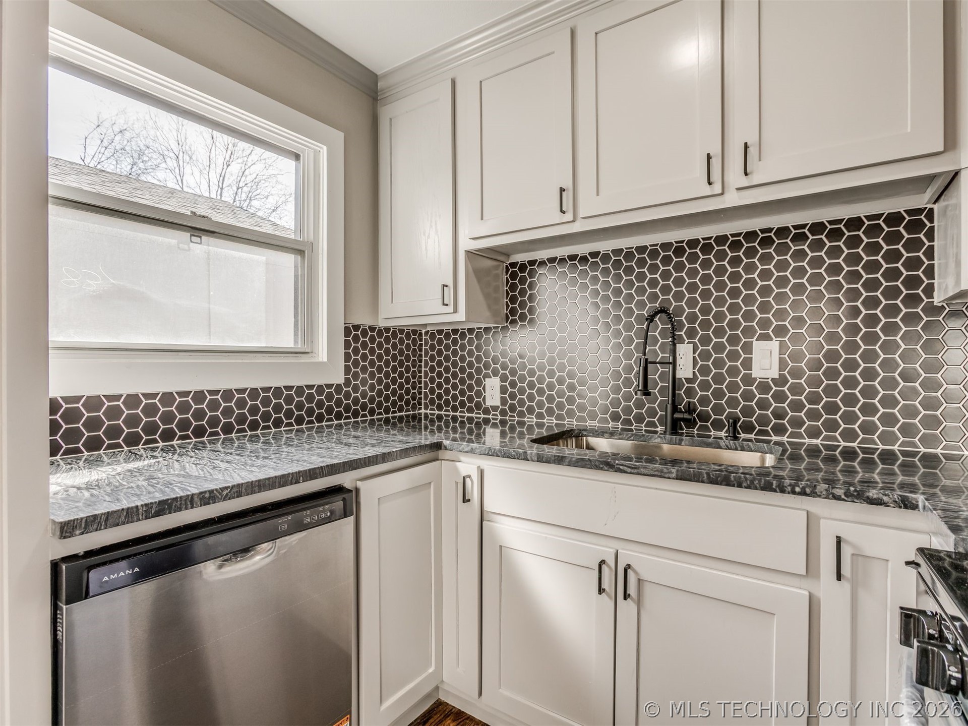 4303 N Frankfort Place Property Photo 15