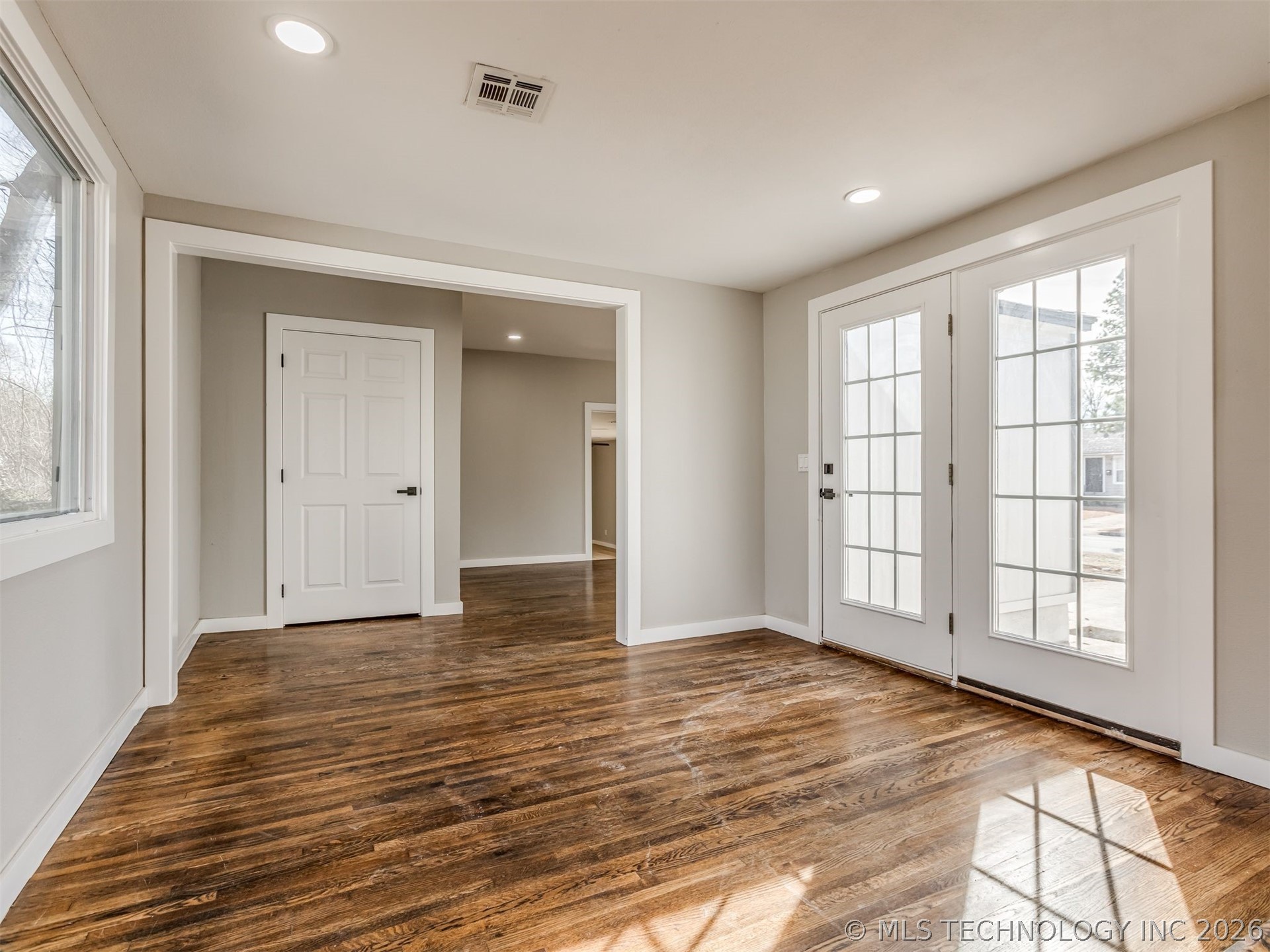 4303 N Frankfort Place Property Photo 17