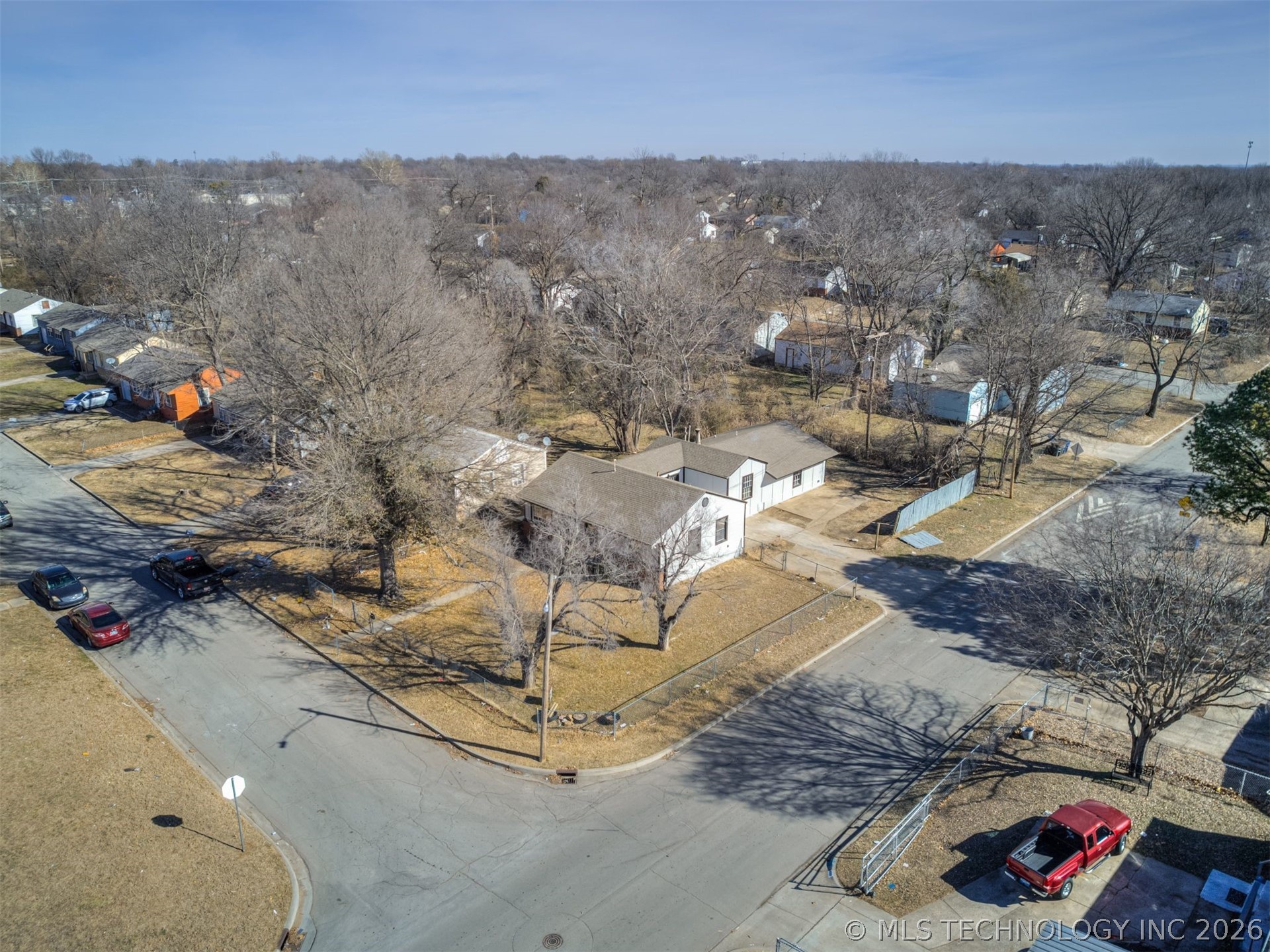 4303 N Frankfort Place Property Photo 40