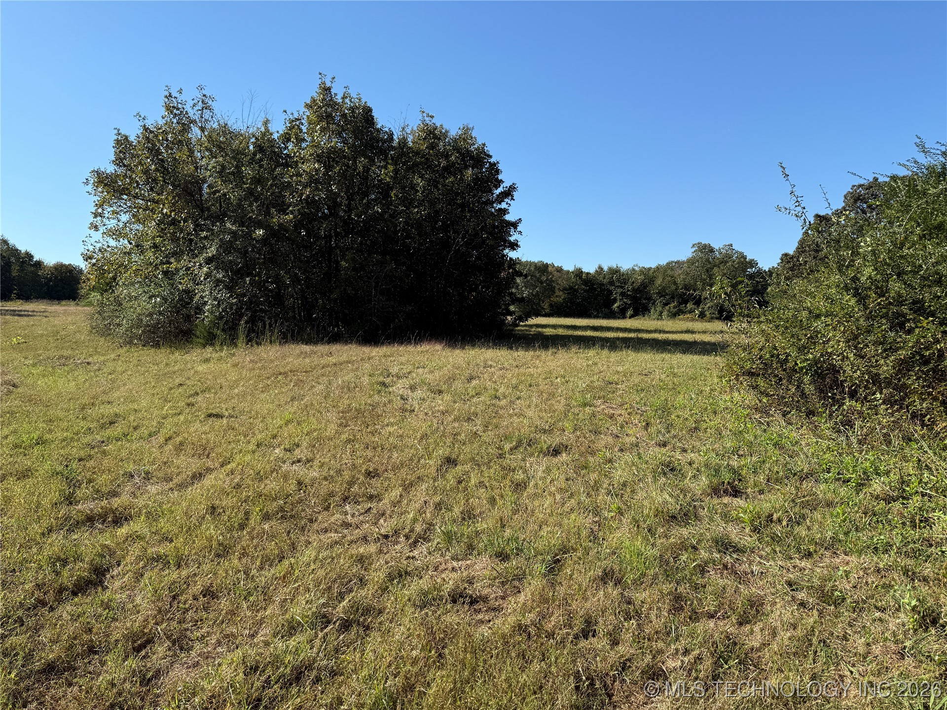 468504 E 1080 Road Property Photo 8