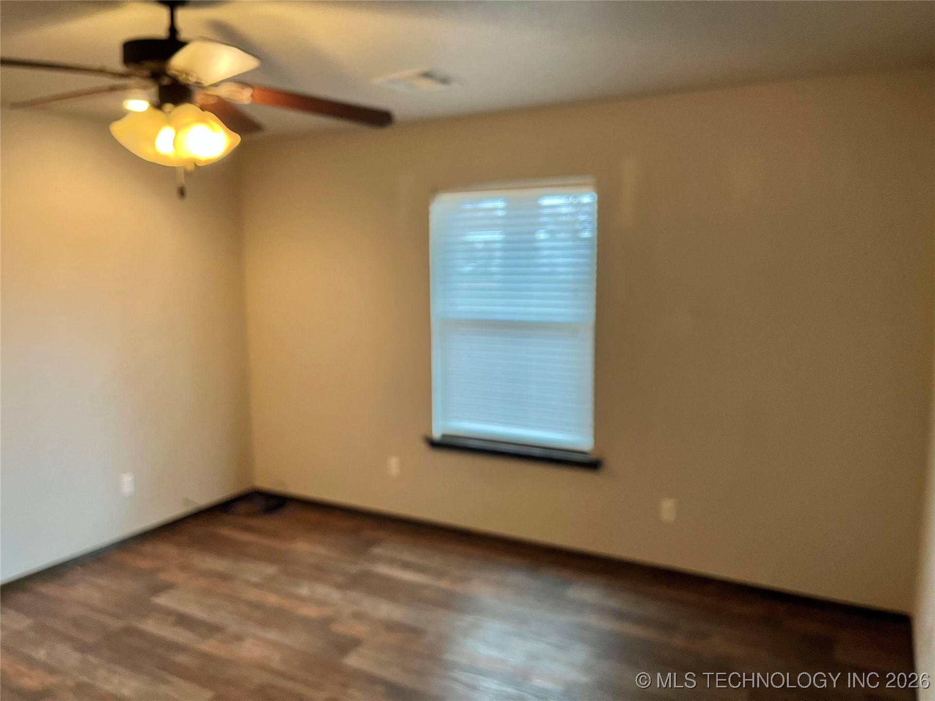 2163 Paradise Road Property Photo 9