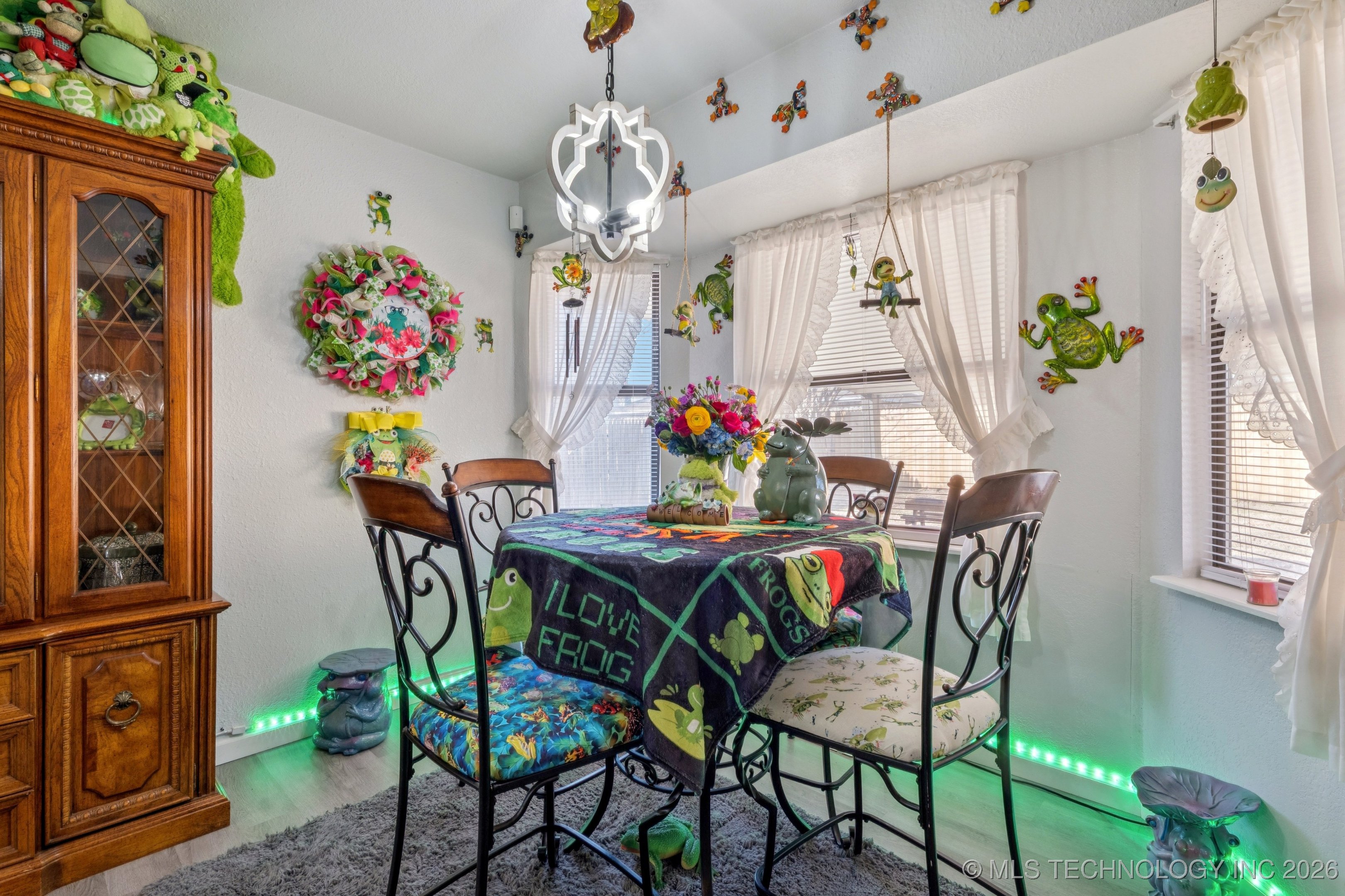 2700 E El Paso Street Property Photo 8