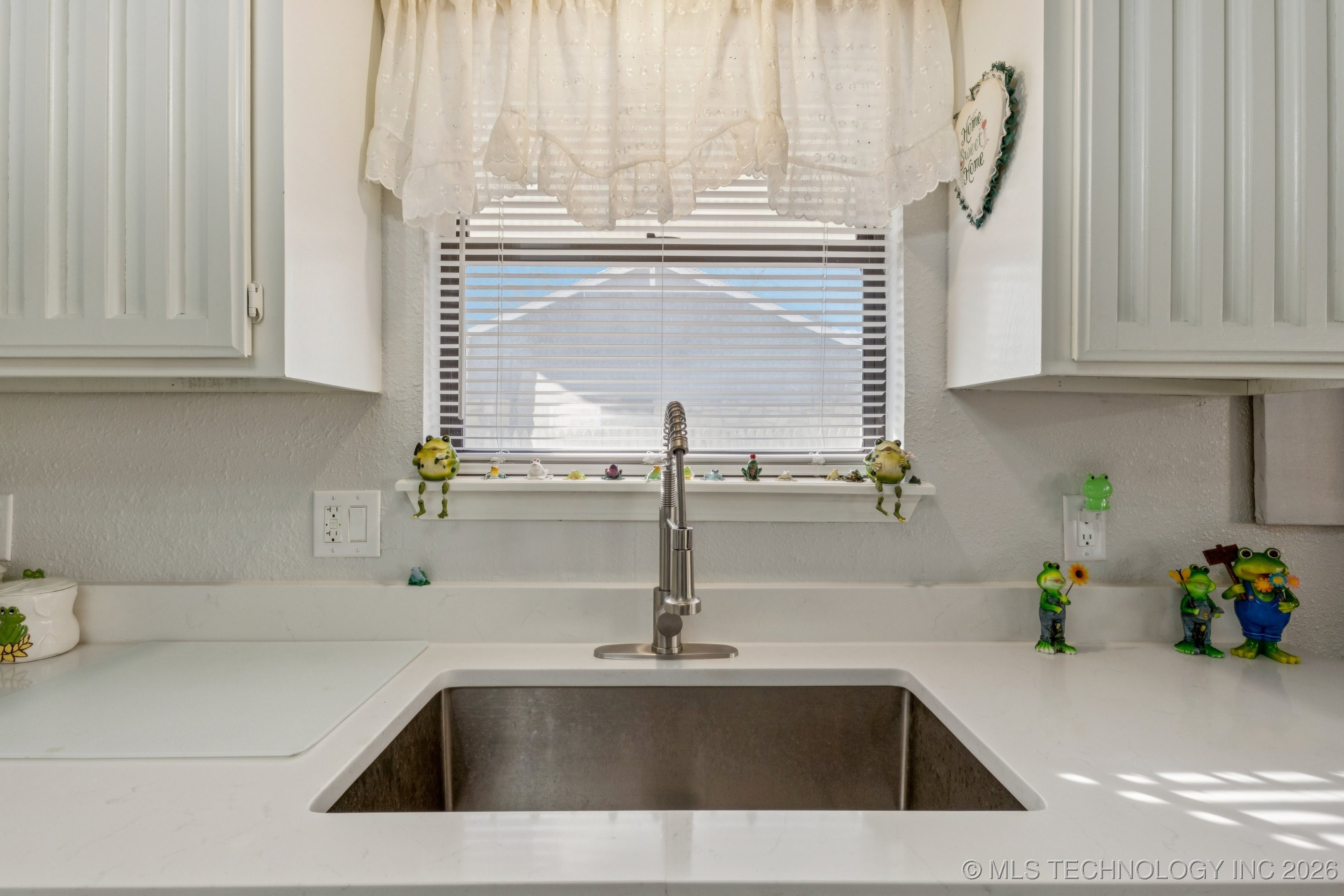 2700 E El Paso Street Property Photo 12