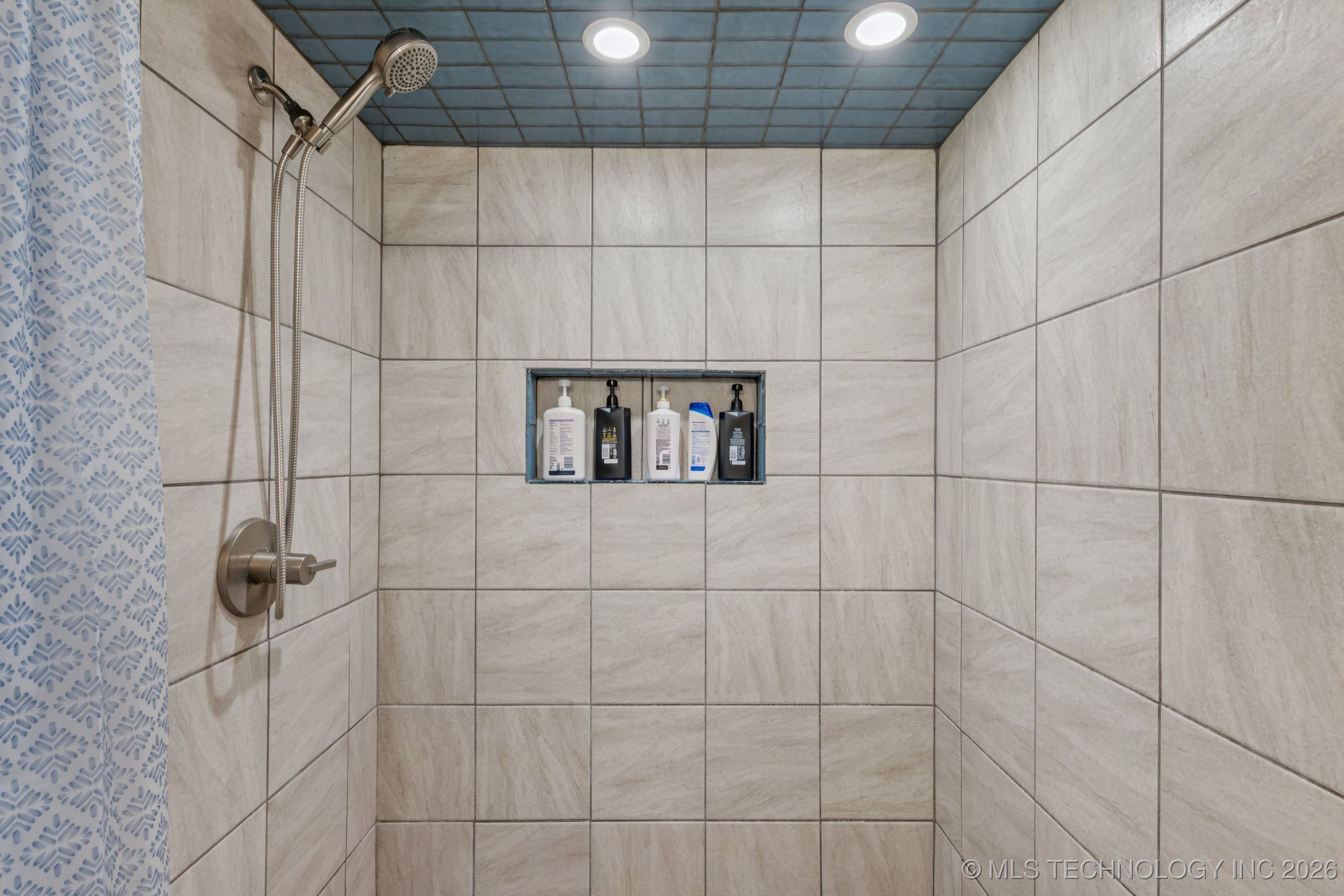 2700 E El Paso Street Property Photo 17