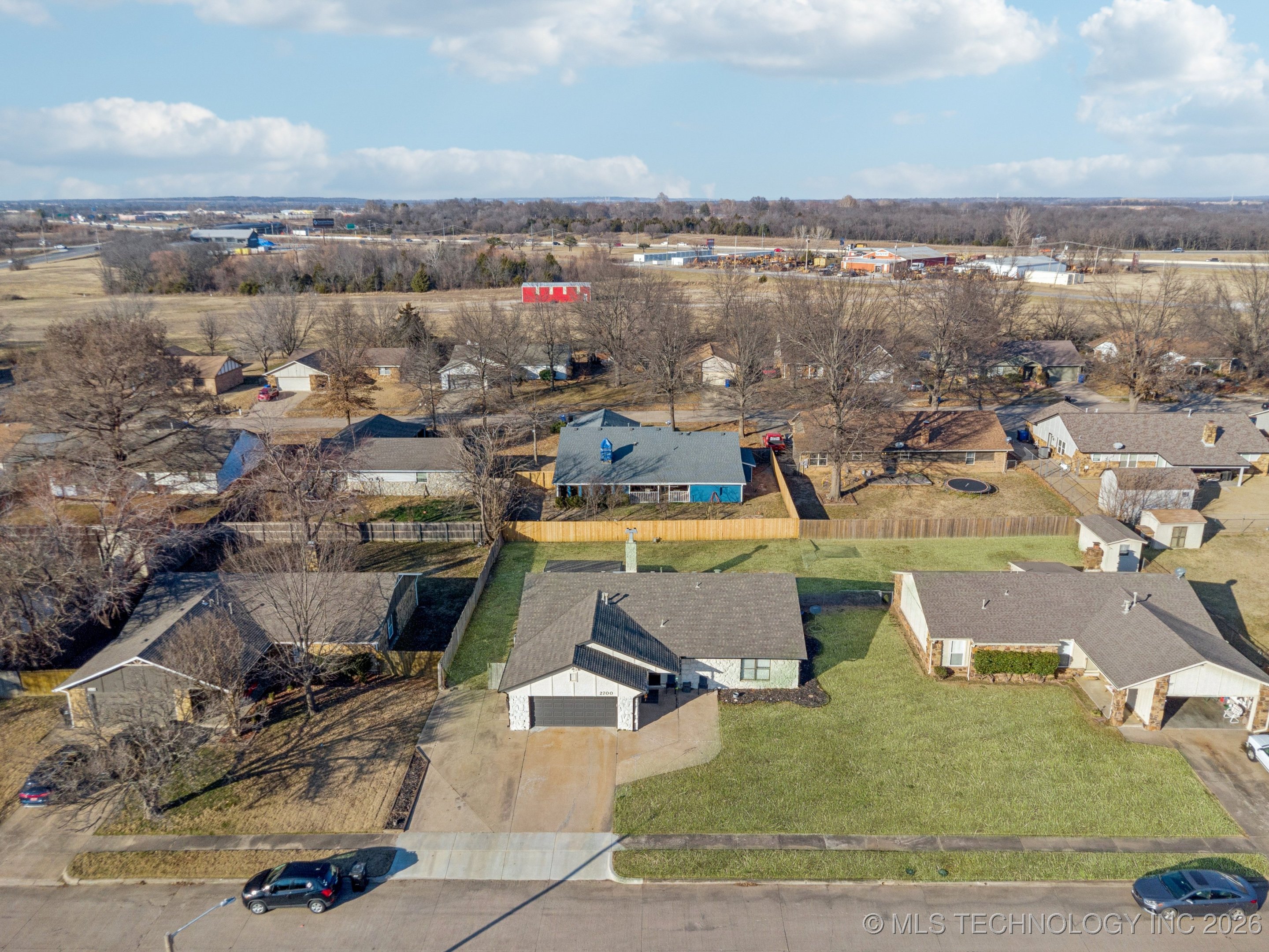 2700 E El Paso Street Property Photo 32