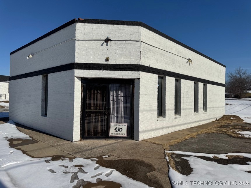 1001 E Pine Street Property Photo 3