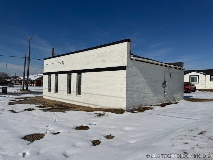 1001 E Pine Street Property Photo 4