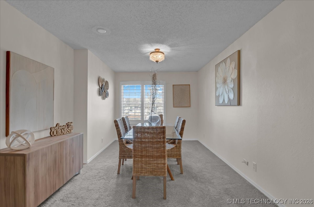 1122 E 144th Place Property Photo 6