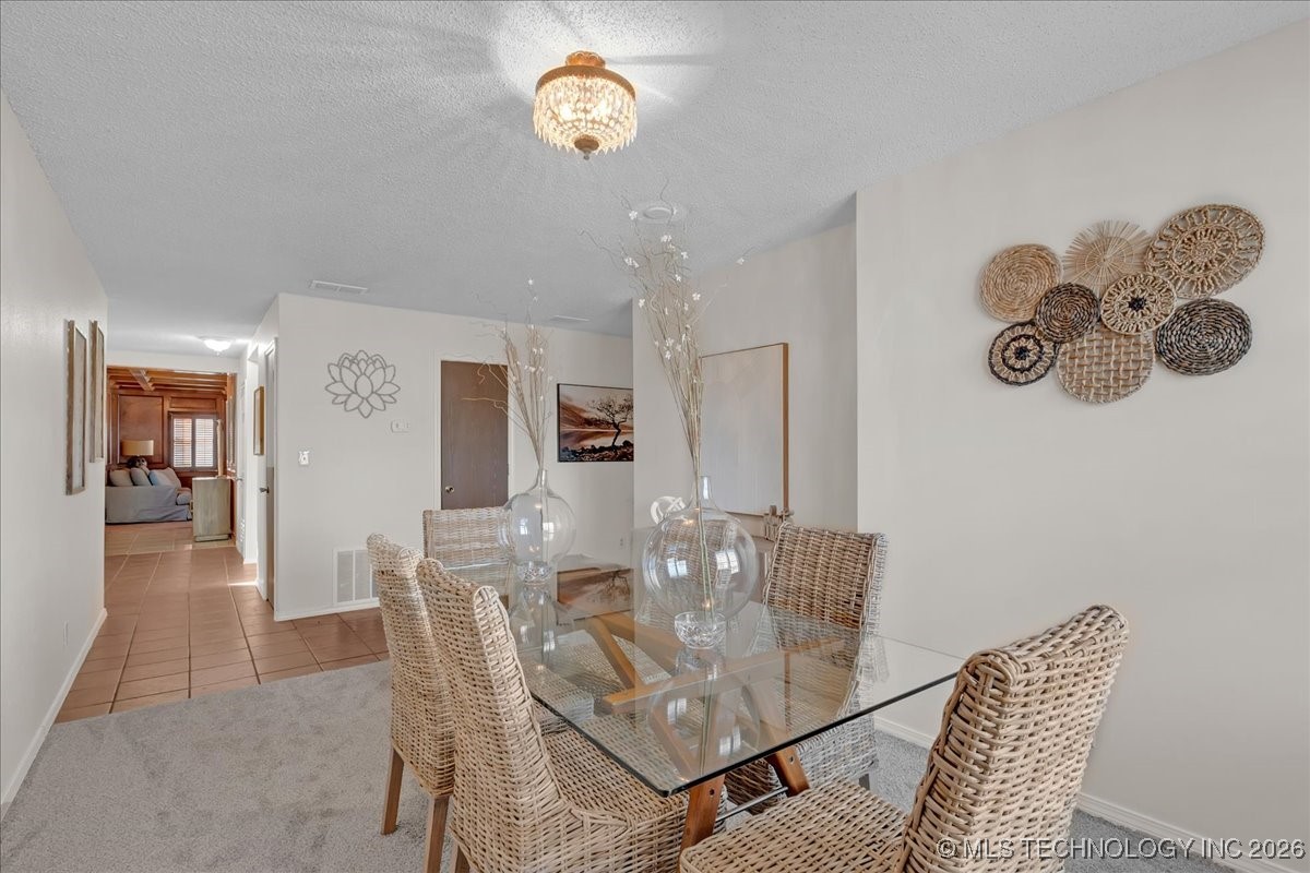 1122 E 144th Place Property Photo 7