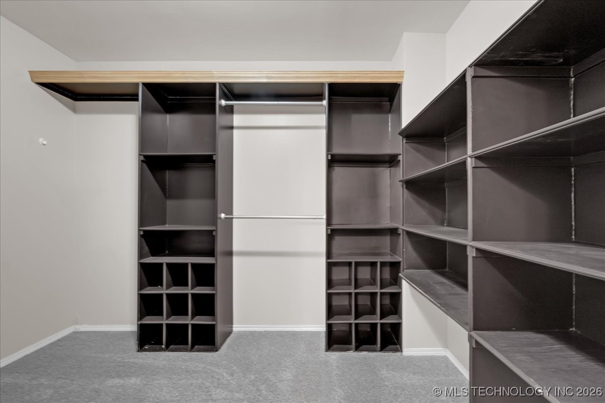 1122 E 144th Place Property Photo 21