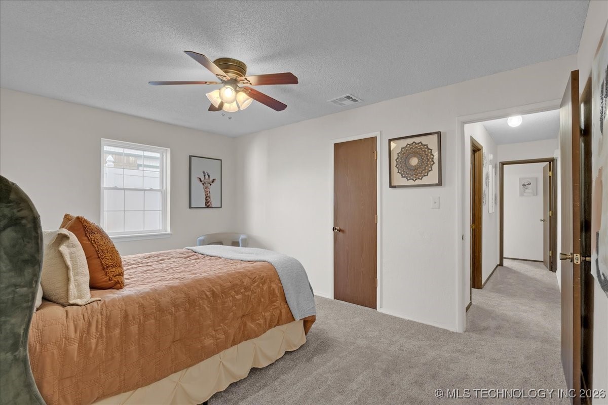 1122 E 144th Place Property Photo 23