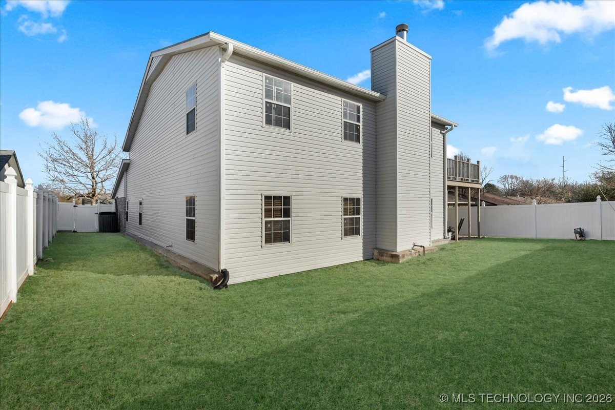 1122 E 144th Place Property Photo 56