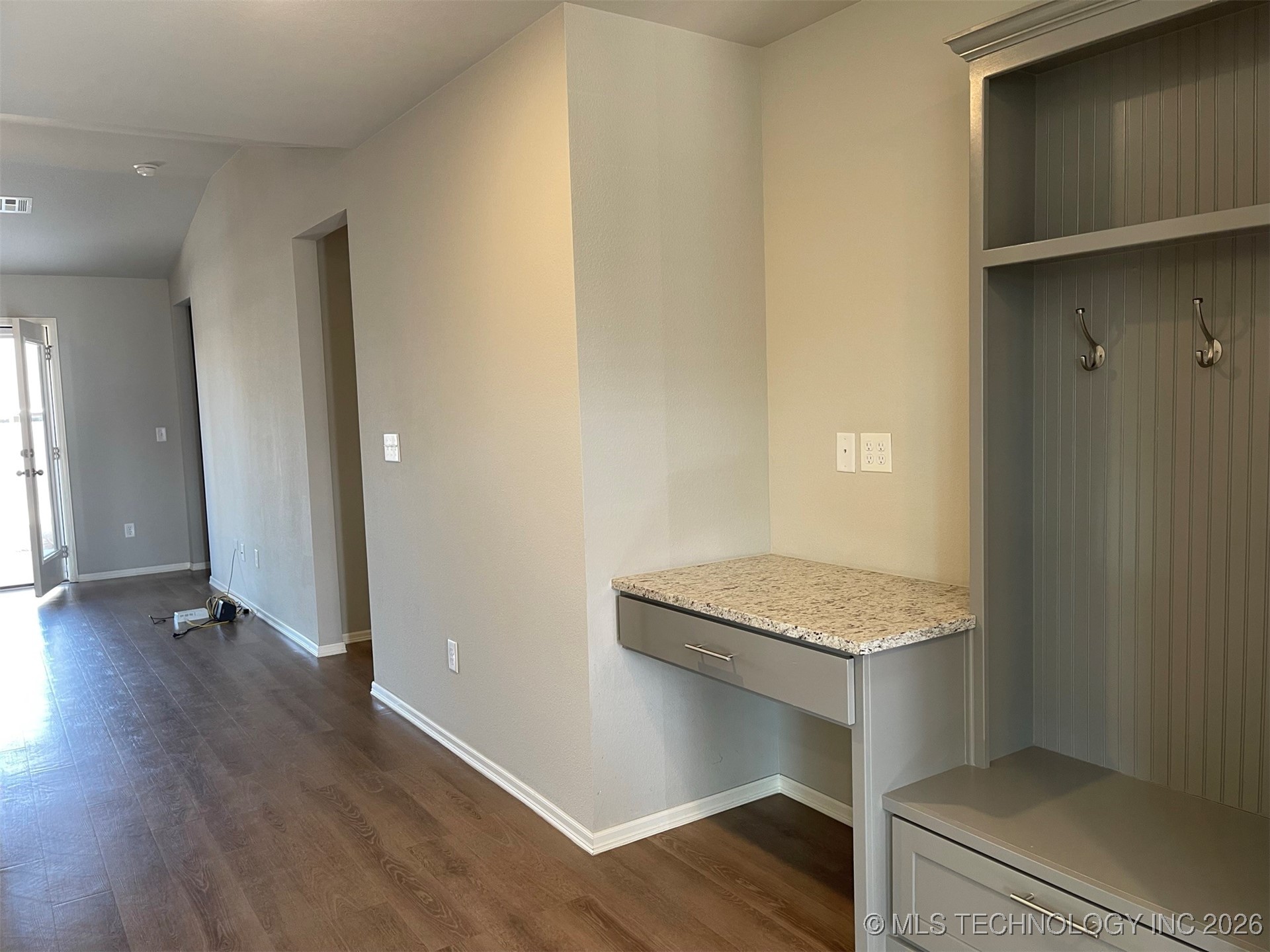 9415 E 132nd Place S Property Photo 3