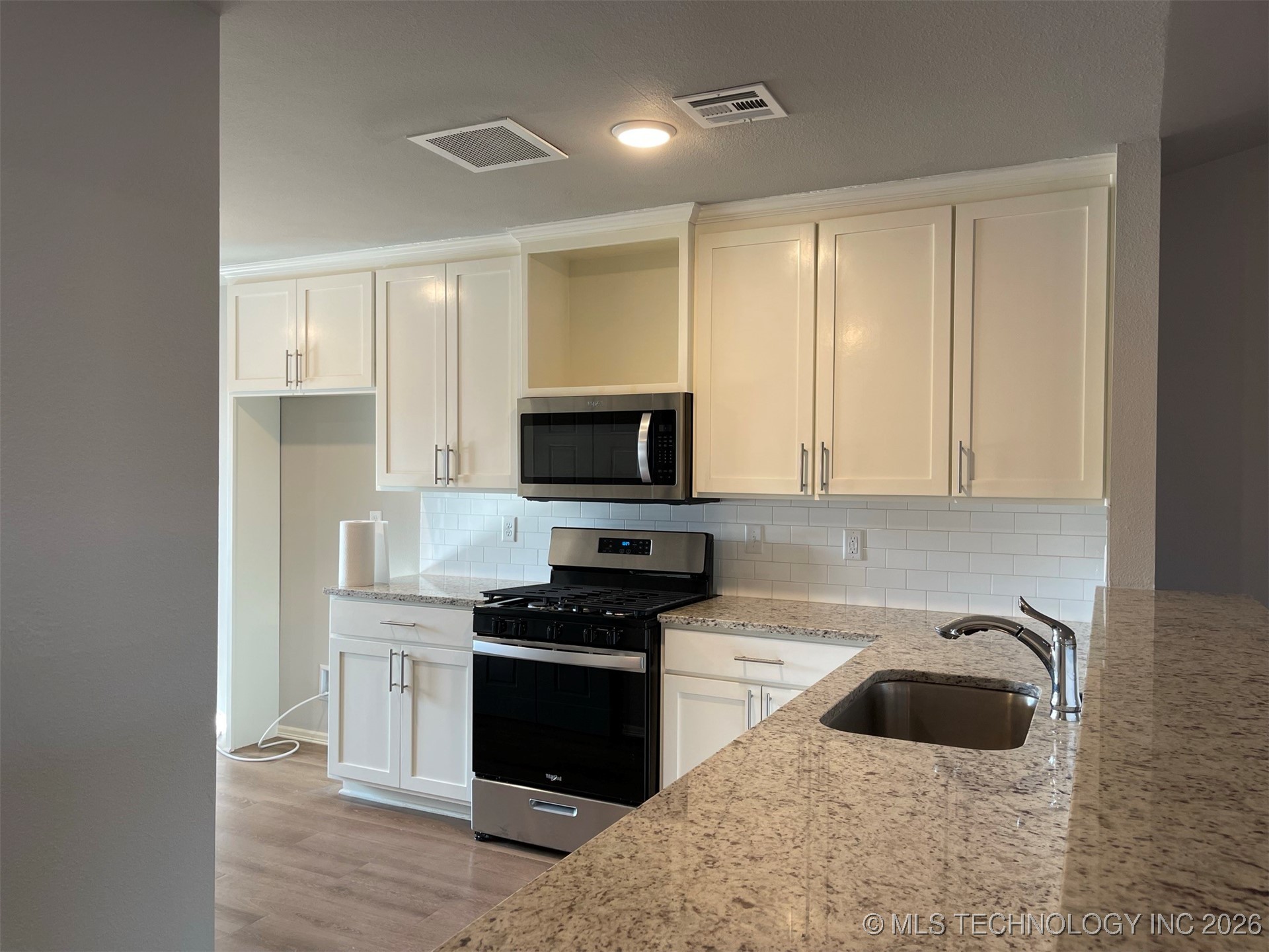 9415 E 132nd Place S Property Photo 4