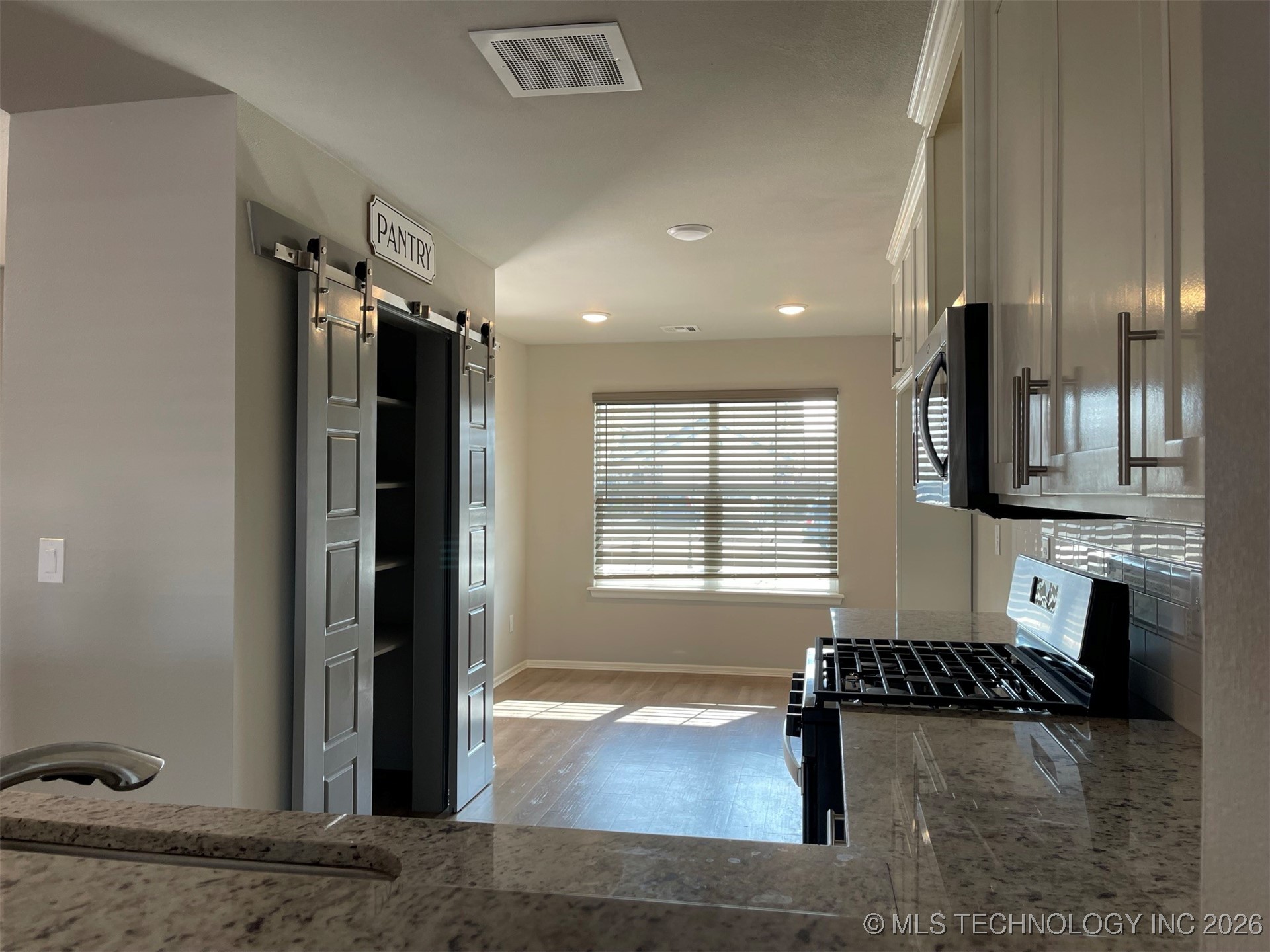 9415 E 132nd Place S Property Photo 6