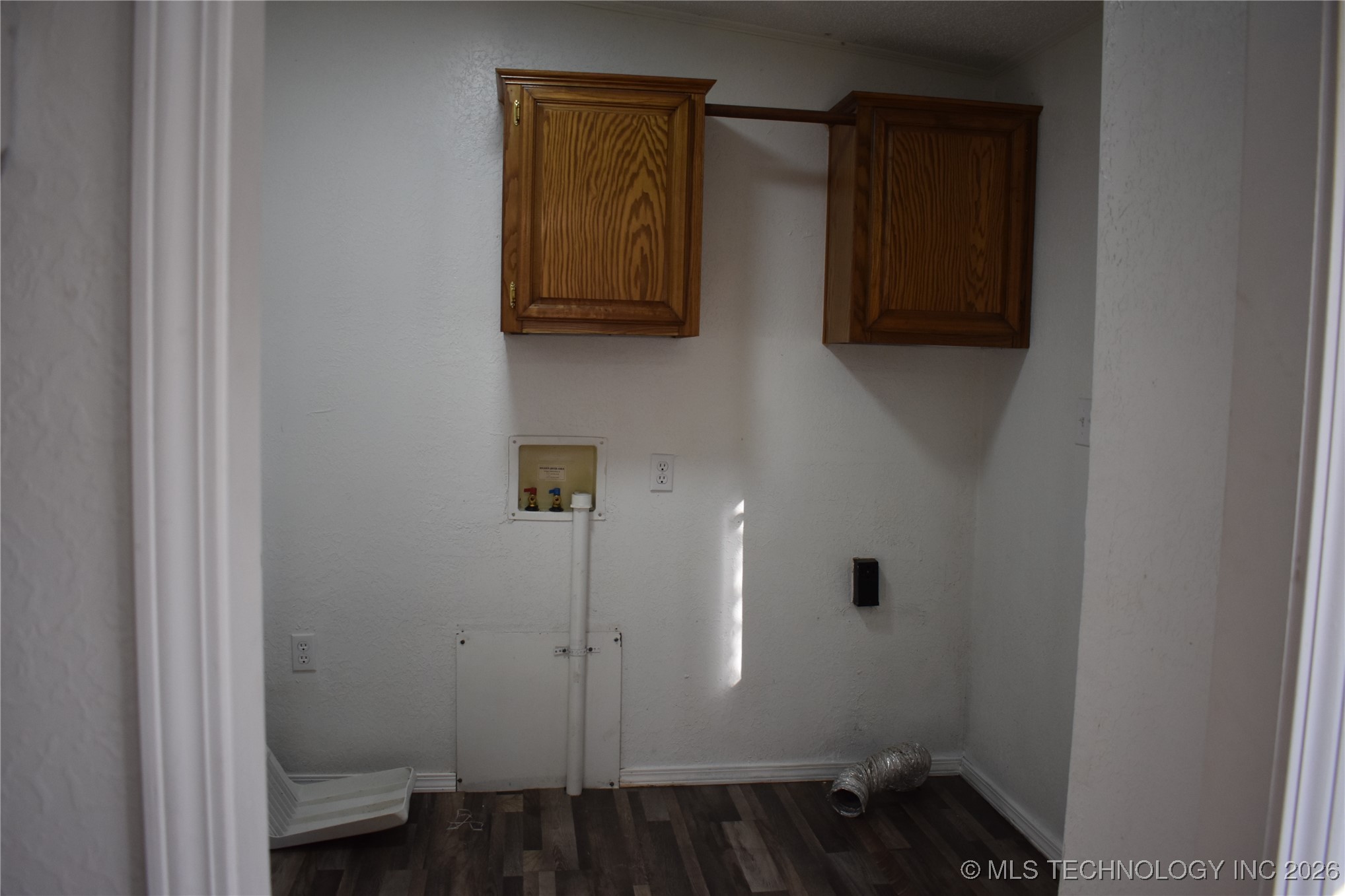 18998 W Woodhaven Drive Property Photo 13