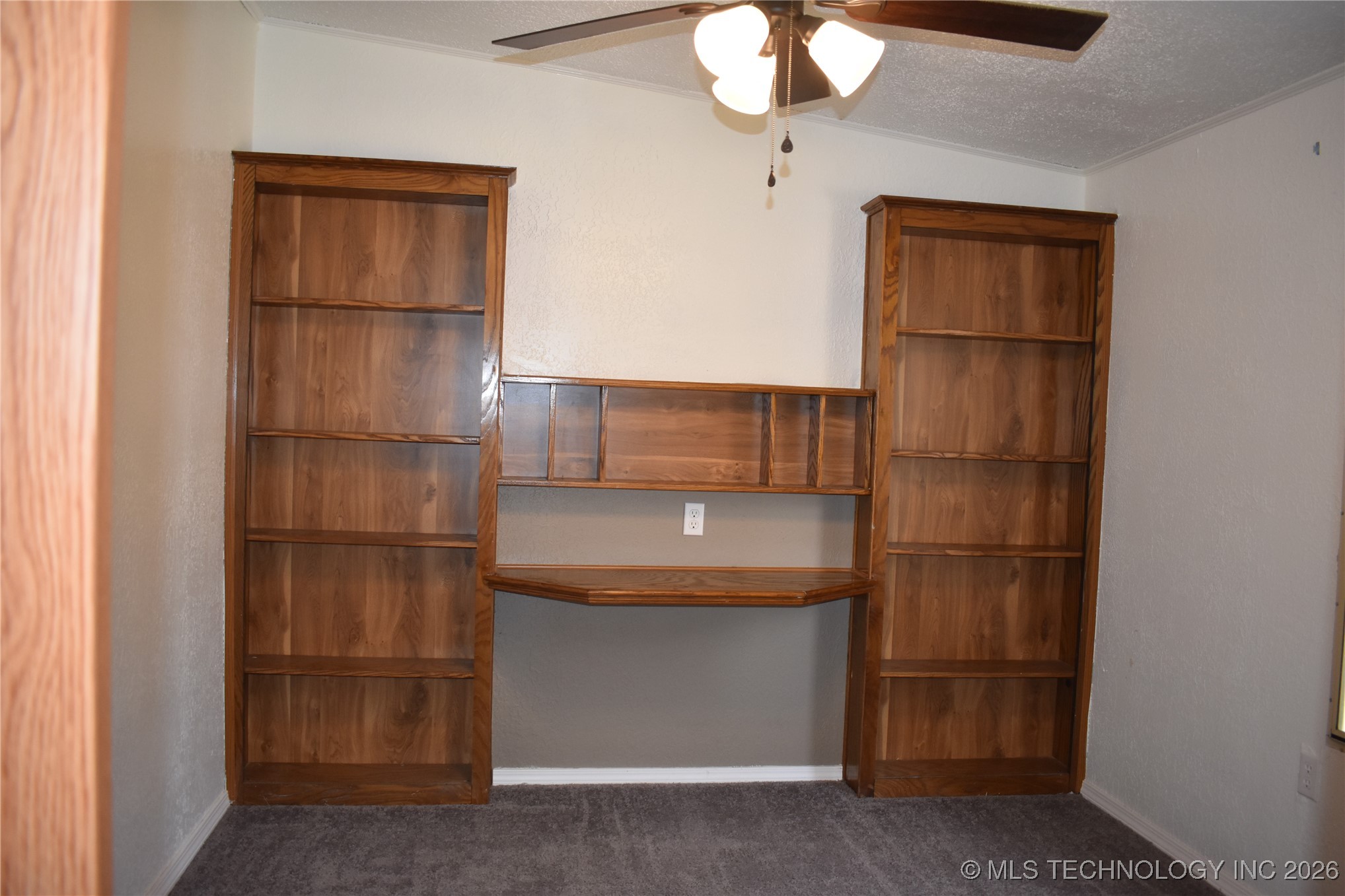 18998 W Woodhaven Drive Property Photo 24