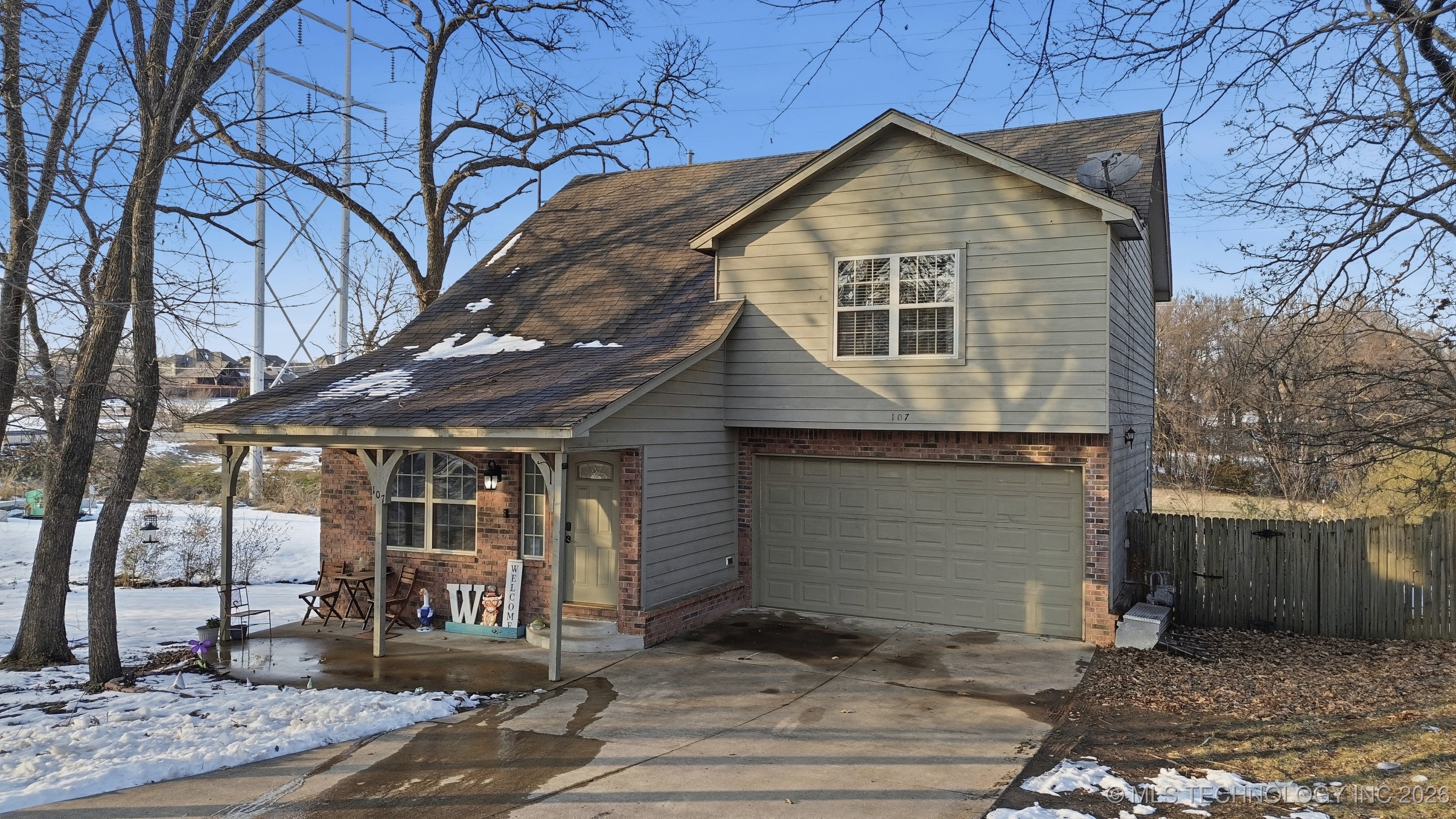 107 E 116th Place Property Photo 2