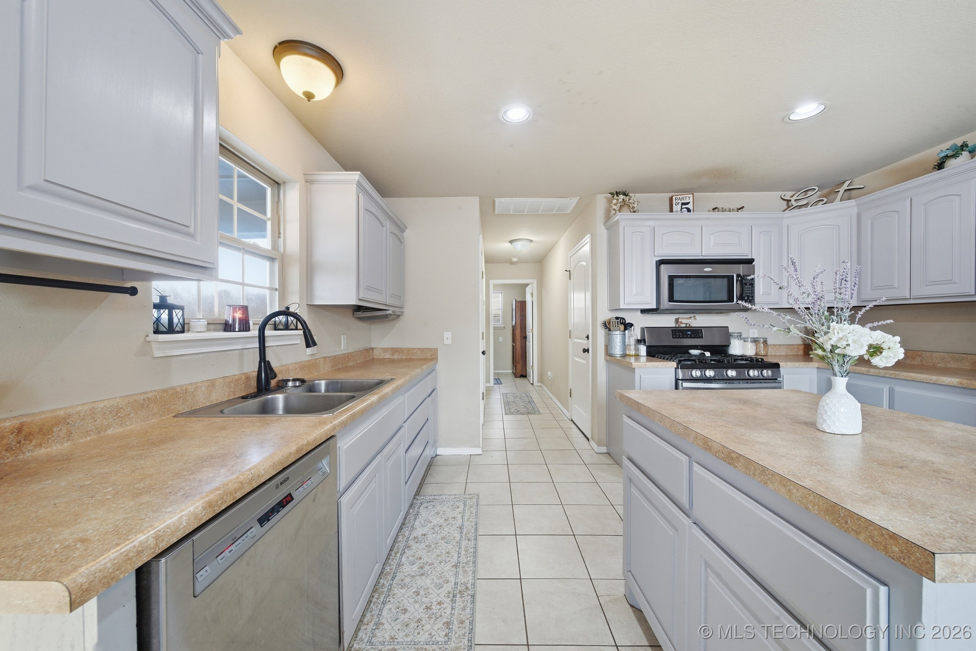 107 E 116th Place Property Photo 12