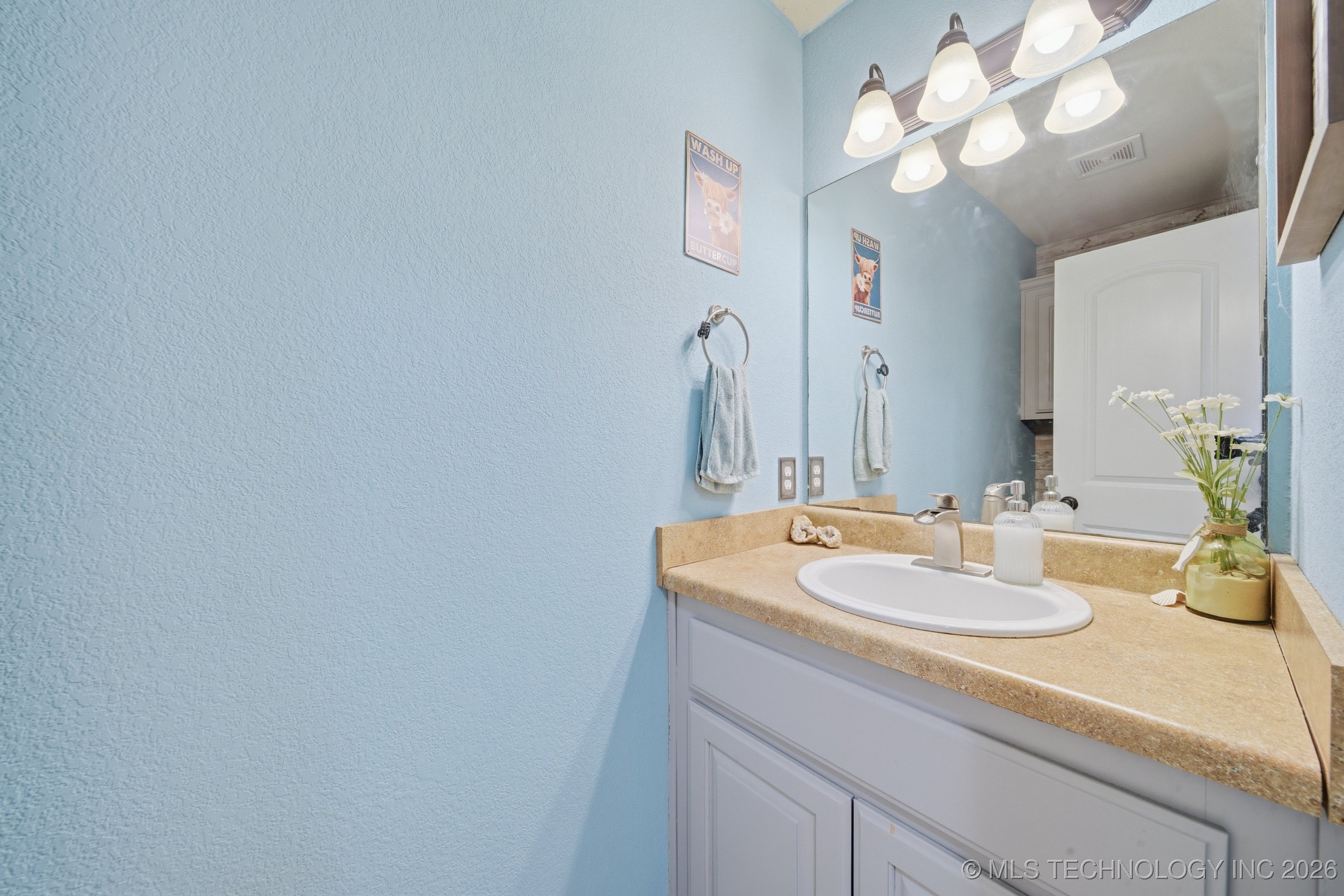 107 E 116th Place Property Photo 24