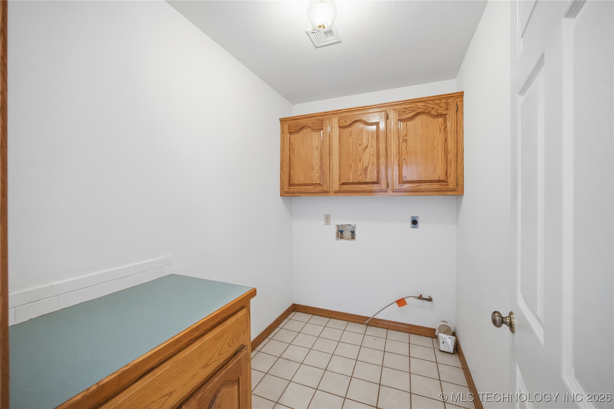 15315 N 247th Road Property Photo 8